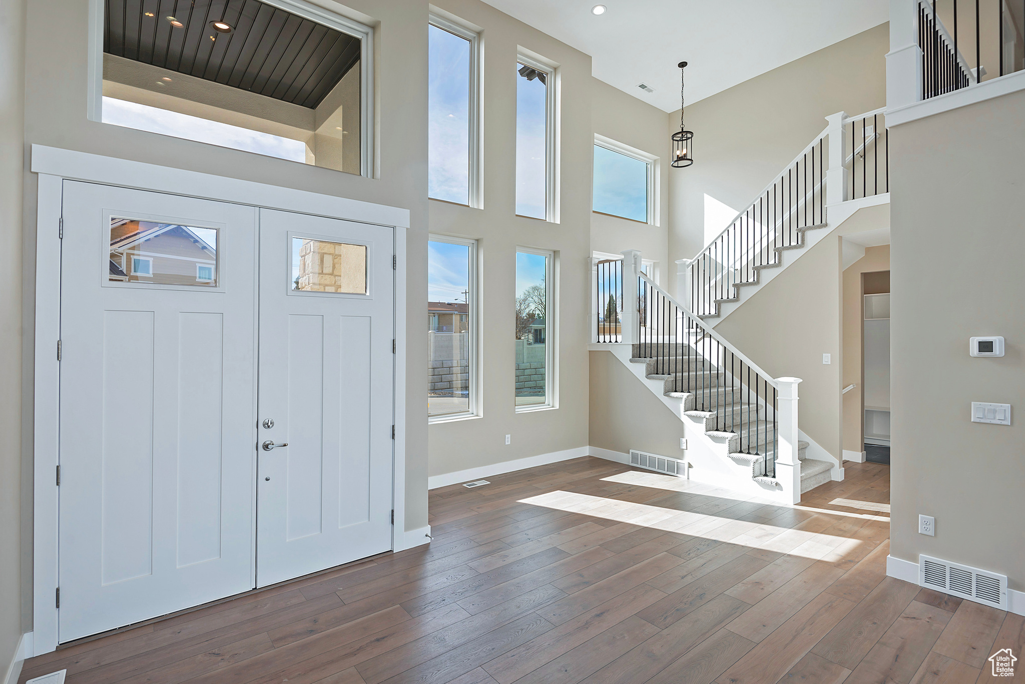 587 E MASH FARM CIR