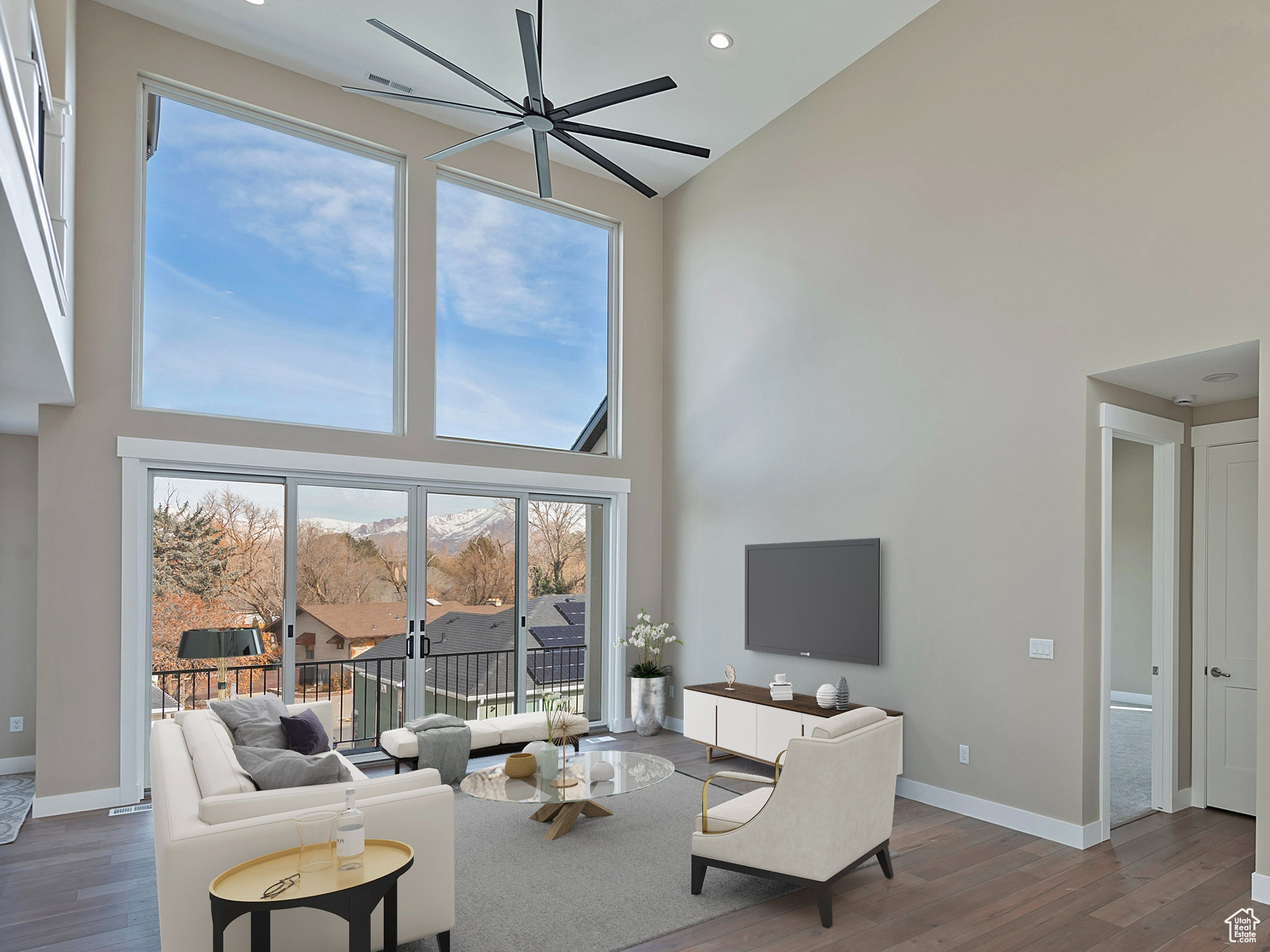 587 E MASH FARM CIR