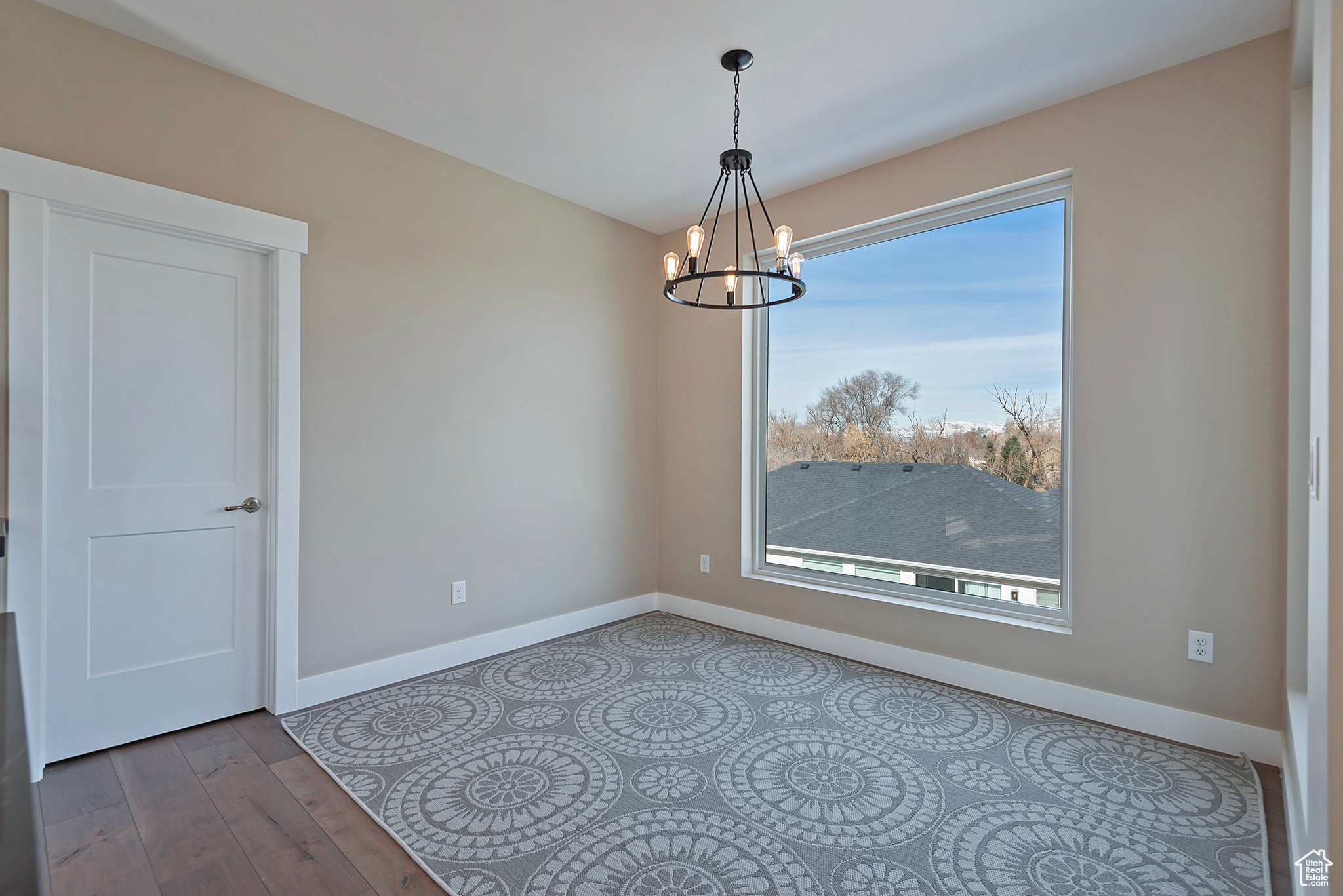 587 E MASH FARM CIR