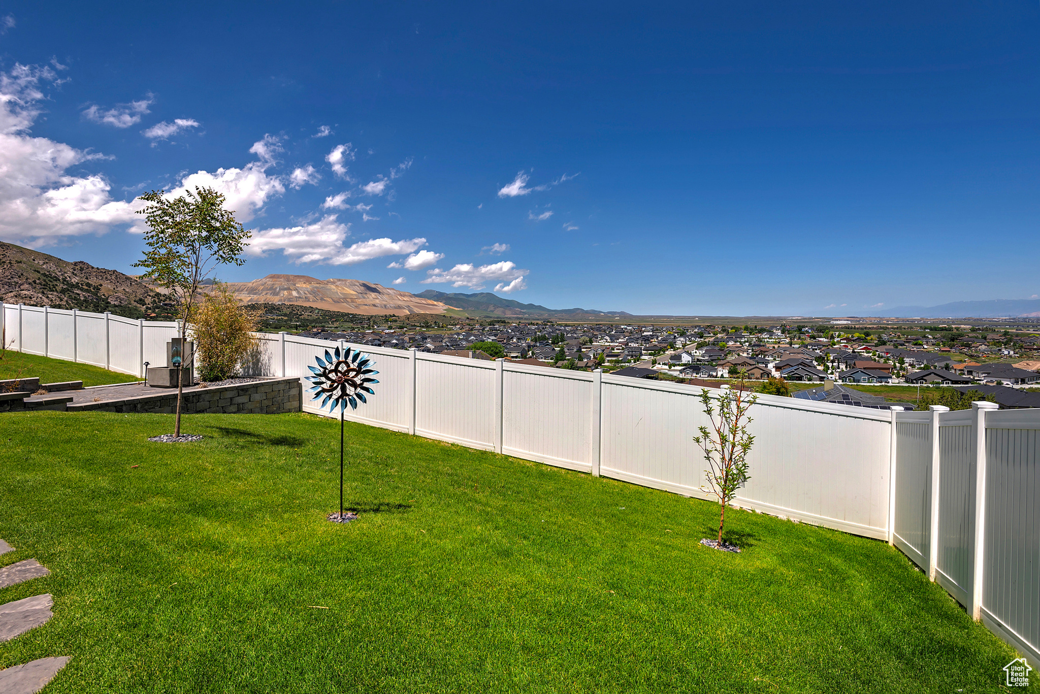 7258 W SUMMIT TOP LN