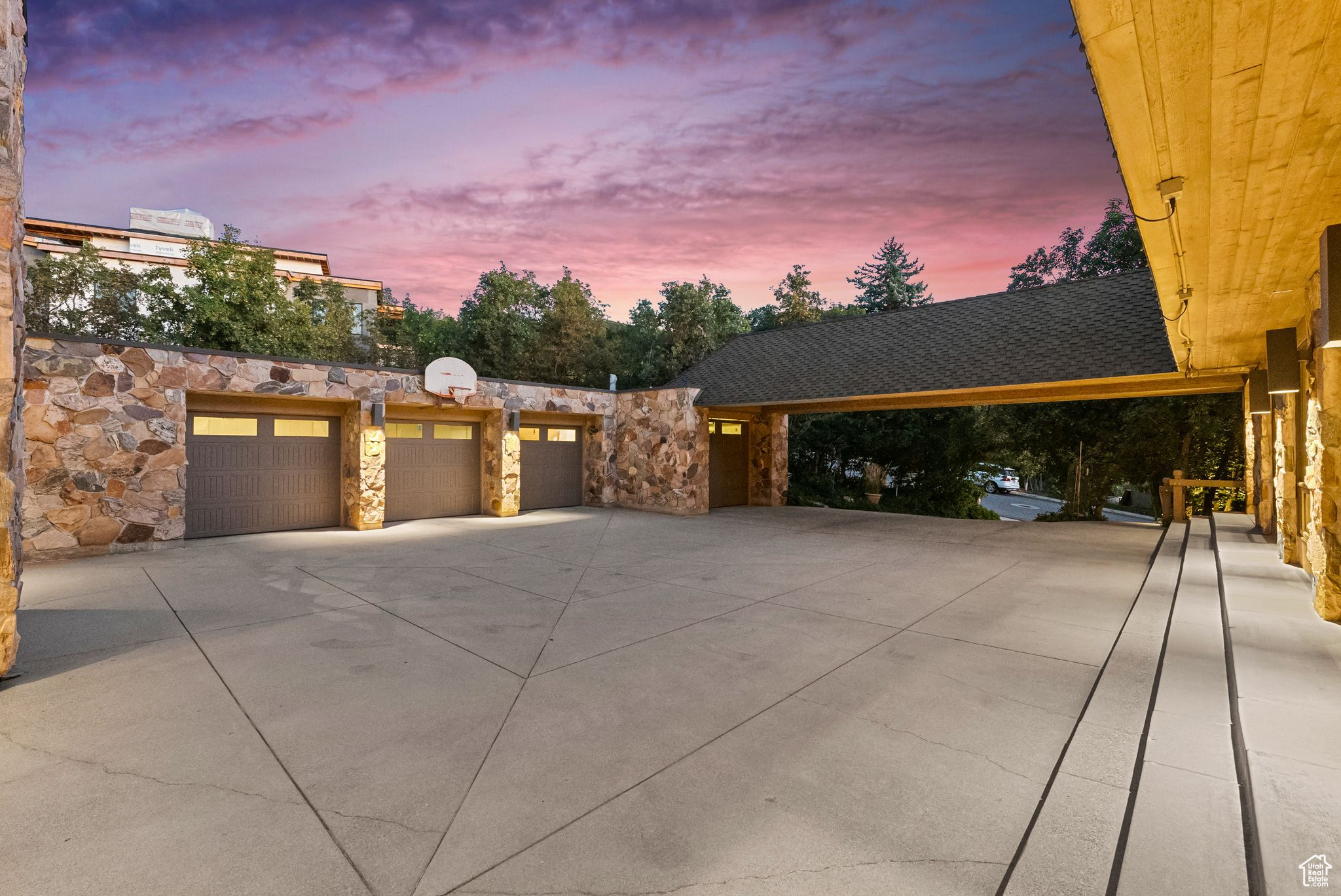 2185 S WOOD HOLLOW WAY