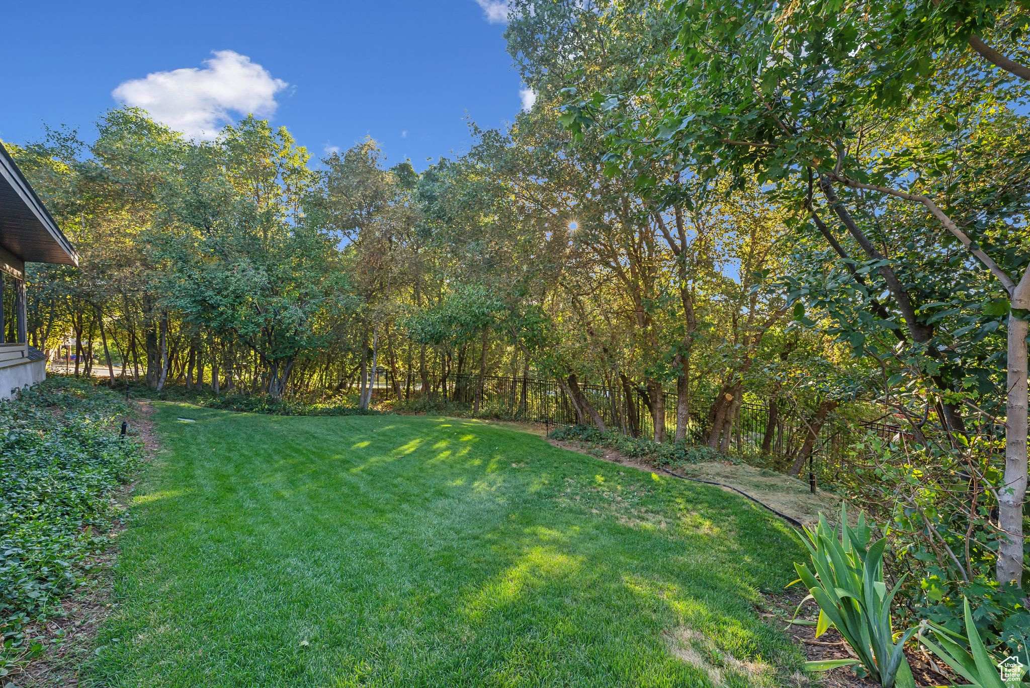 2185 S WOOD HOLLOW WAY