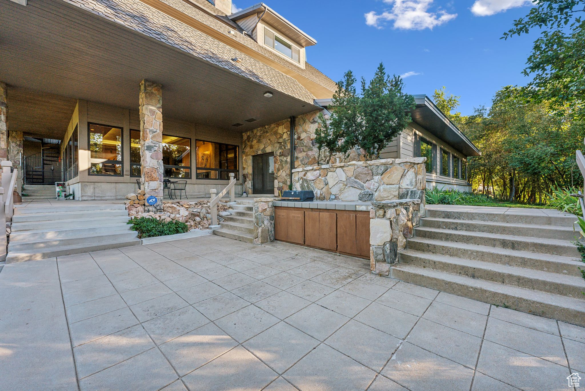 2185 S WOOD HOLLOW WAY