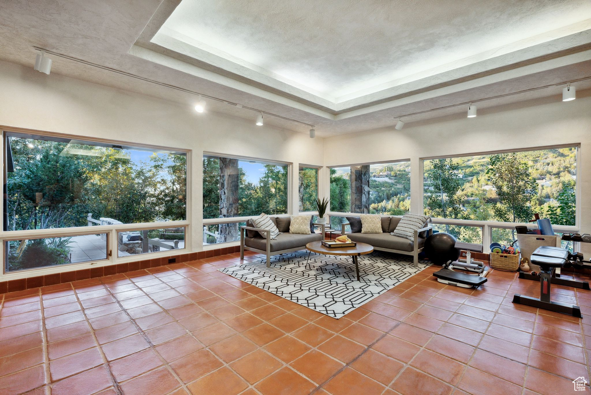 2185 S WOOD HOLLOW WAY