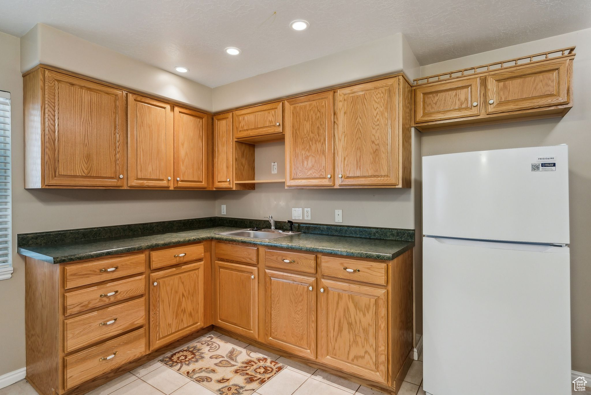 3037 W DECLARATION PL