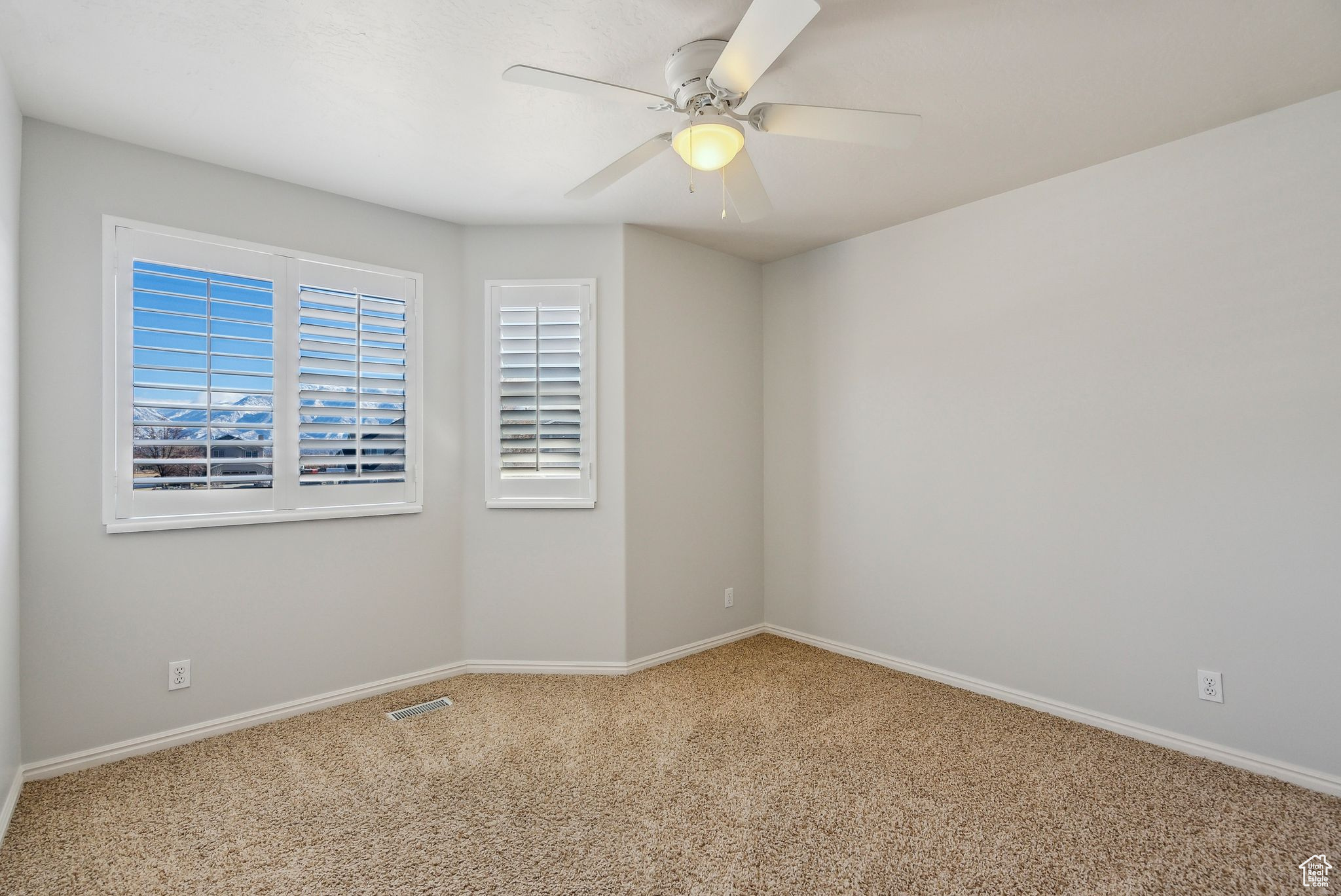 3037 W DECLARATION PL