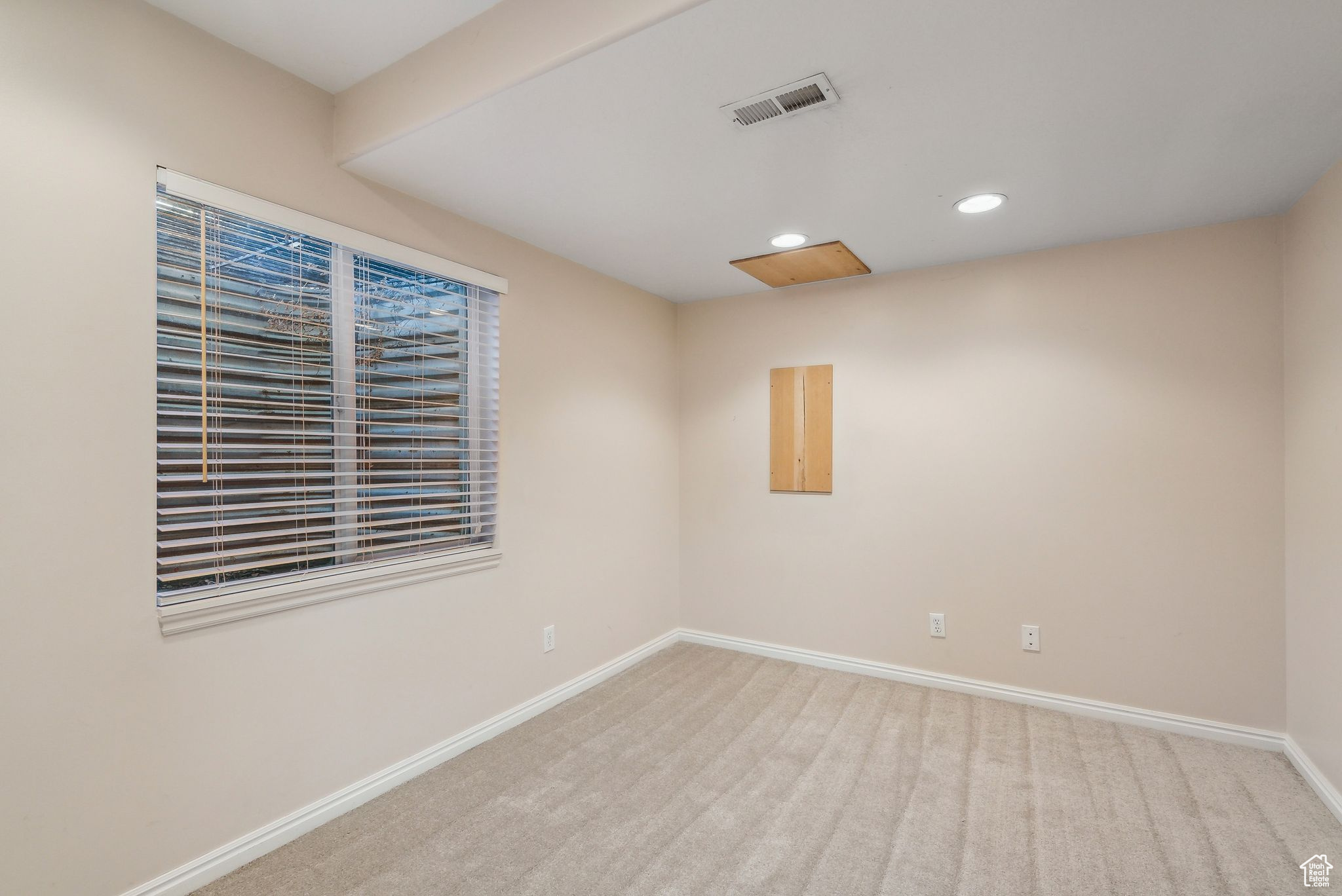 3037 W DECLARATION PL