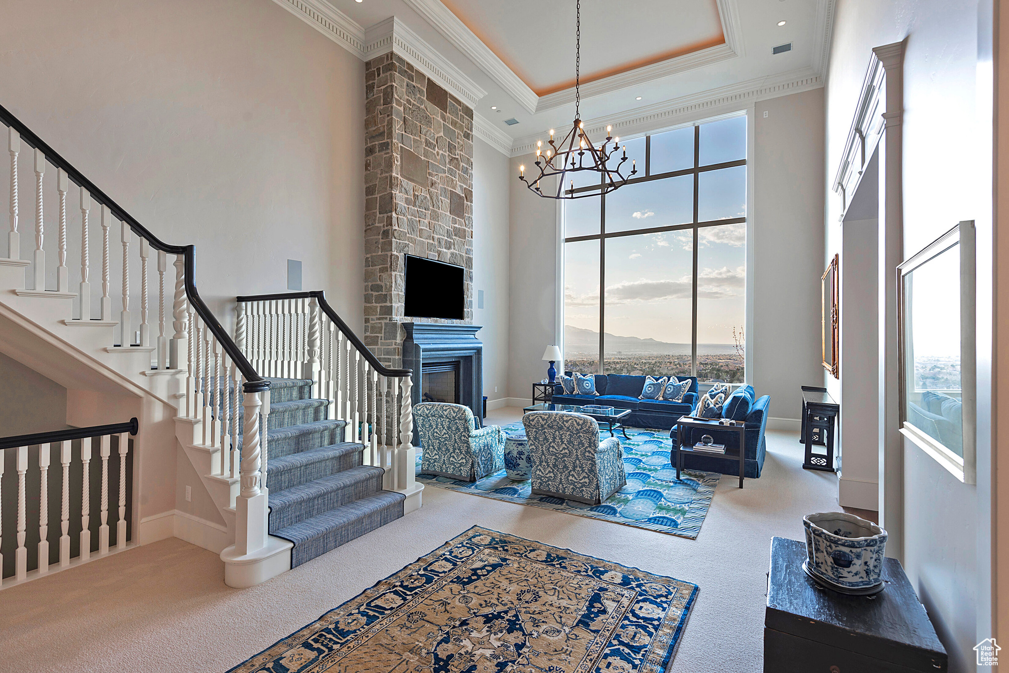 3162 E EAGLE VIEW CIR