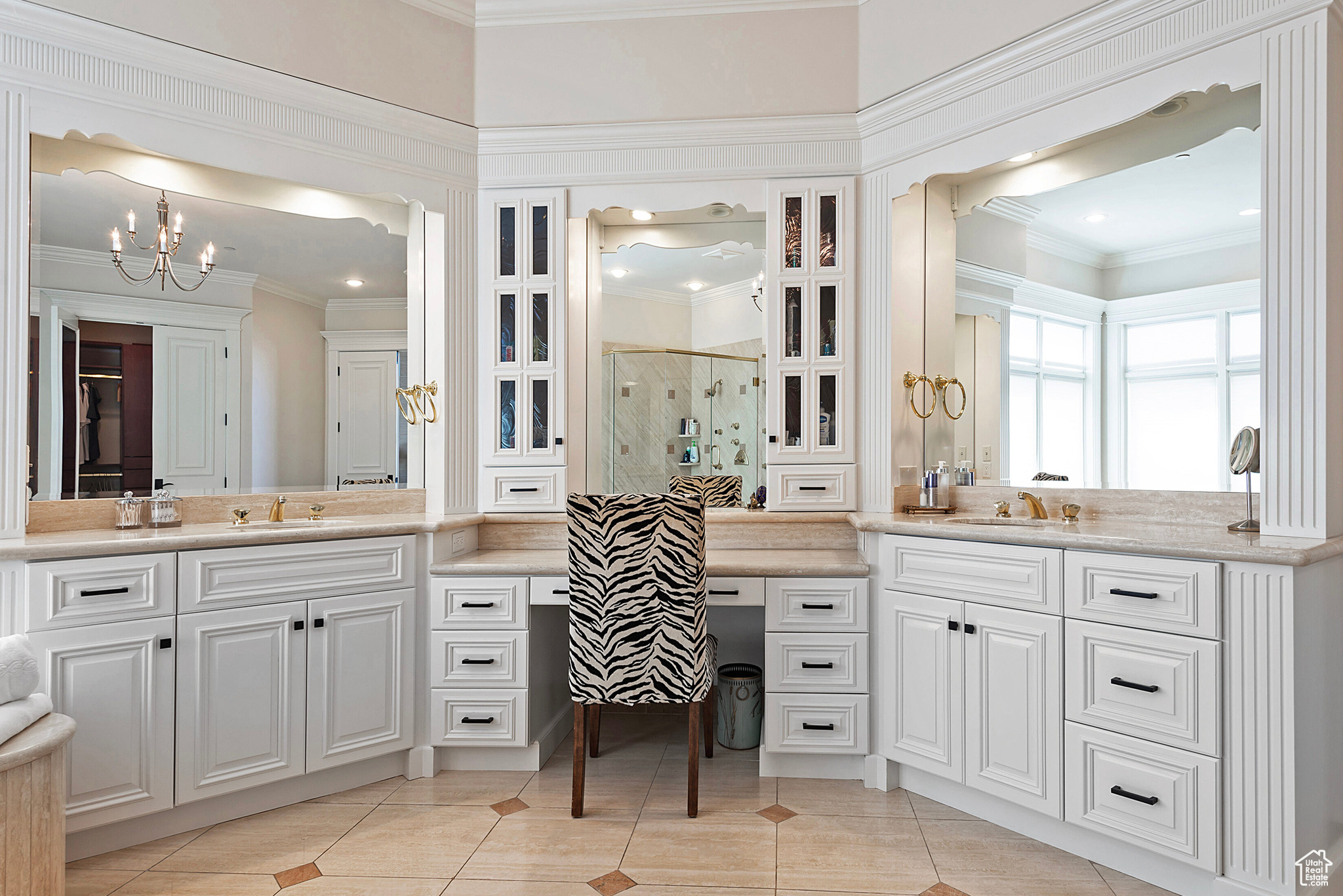 3162 E EAGLE VIEW CIR