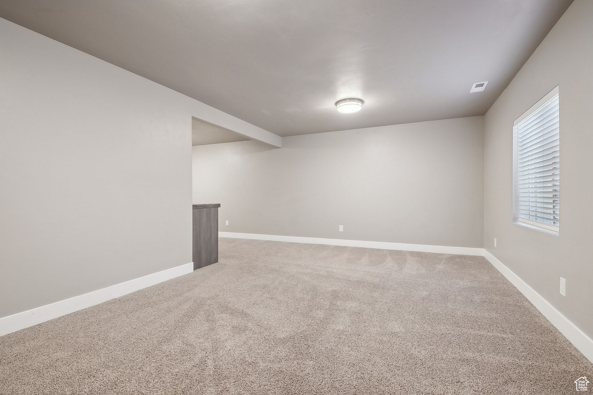 1722 W SHADE LN
