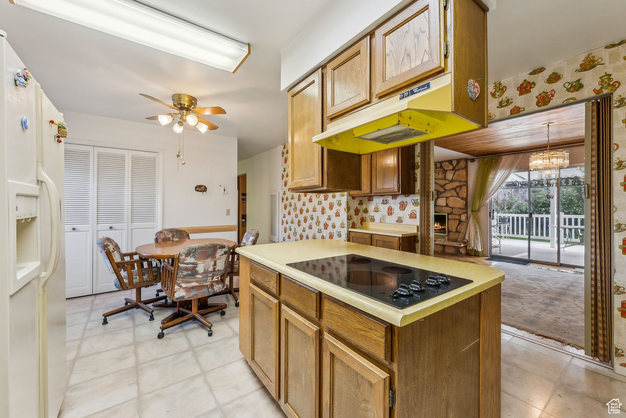 1501 W CULPEPPER CIR