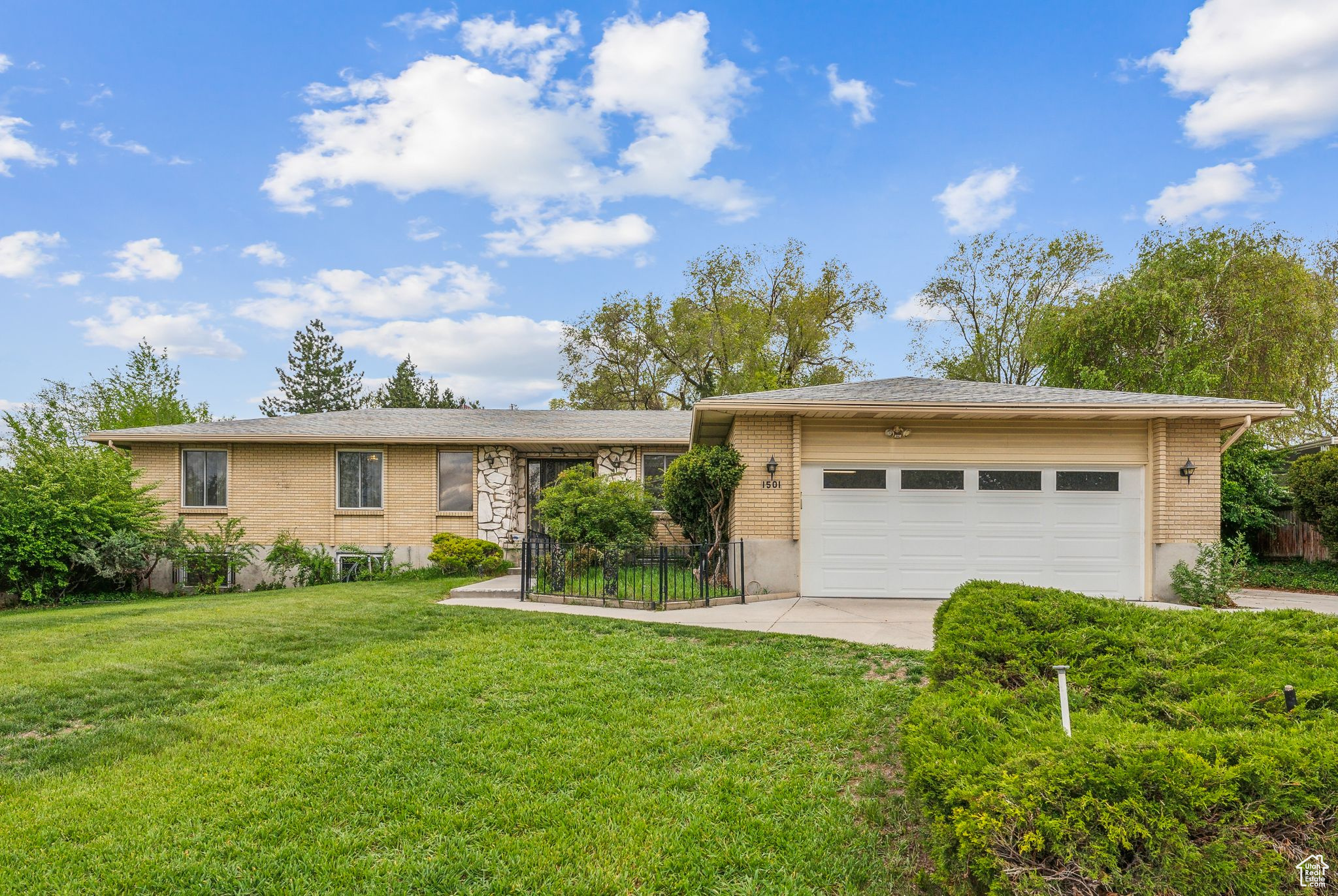 1501 W CULPEPPER CIR