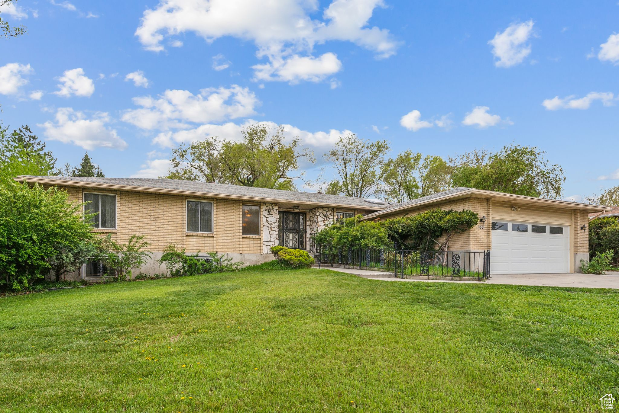 1501 W CULPEPPER CIR