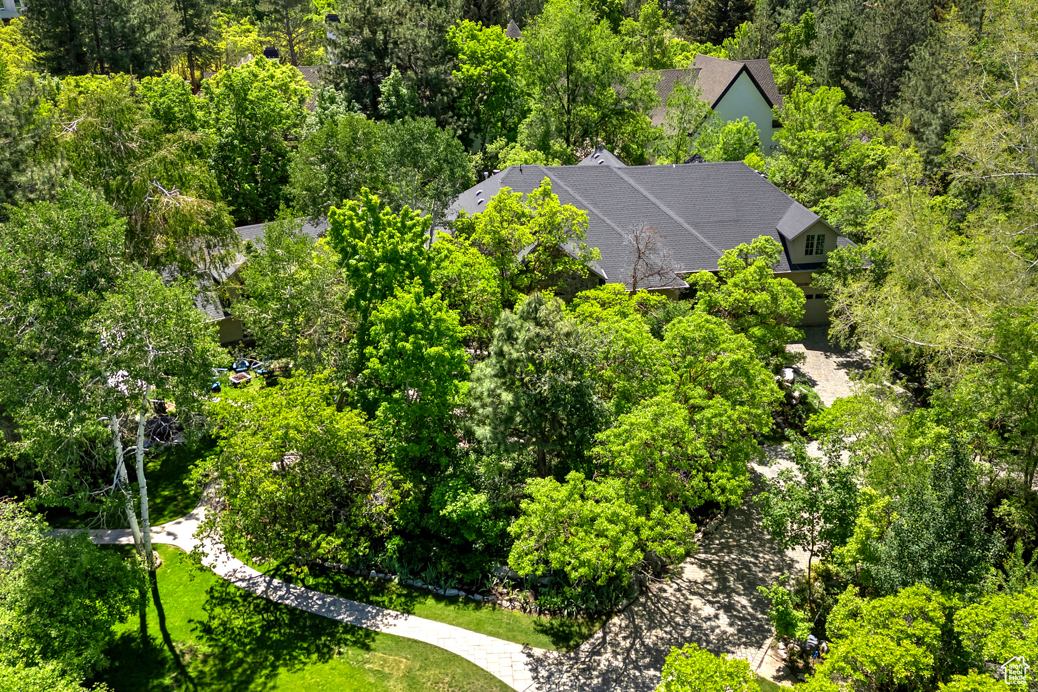 3257 E DEER HOLLOW DR