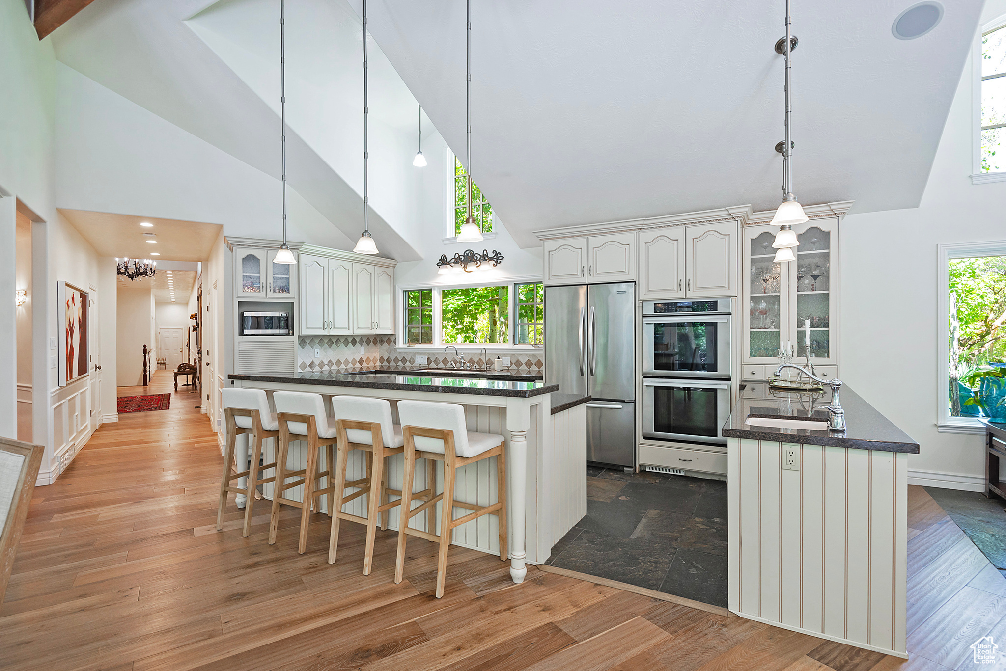 3257 E DEER HOLLOW DR