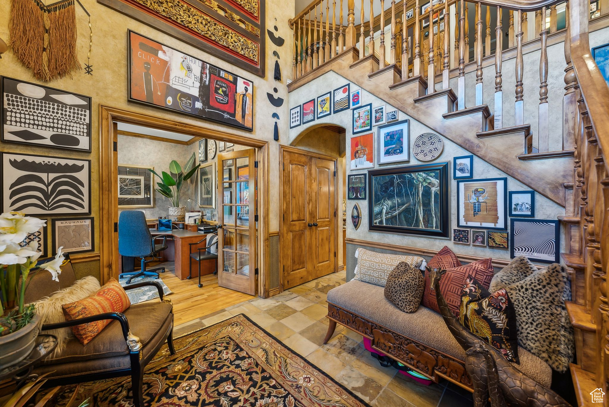 3173 E OLD MILL CIR