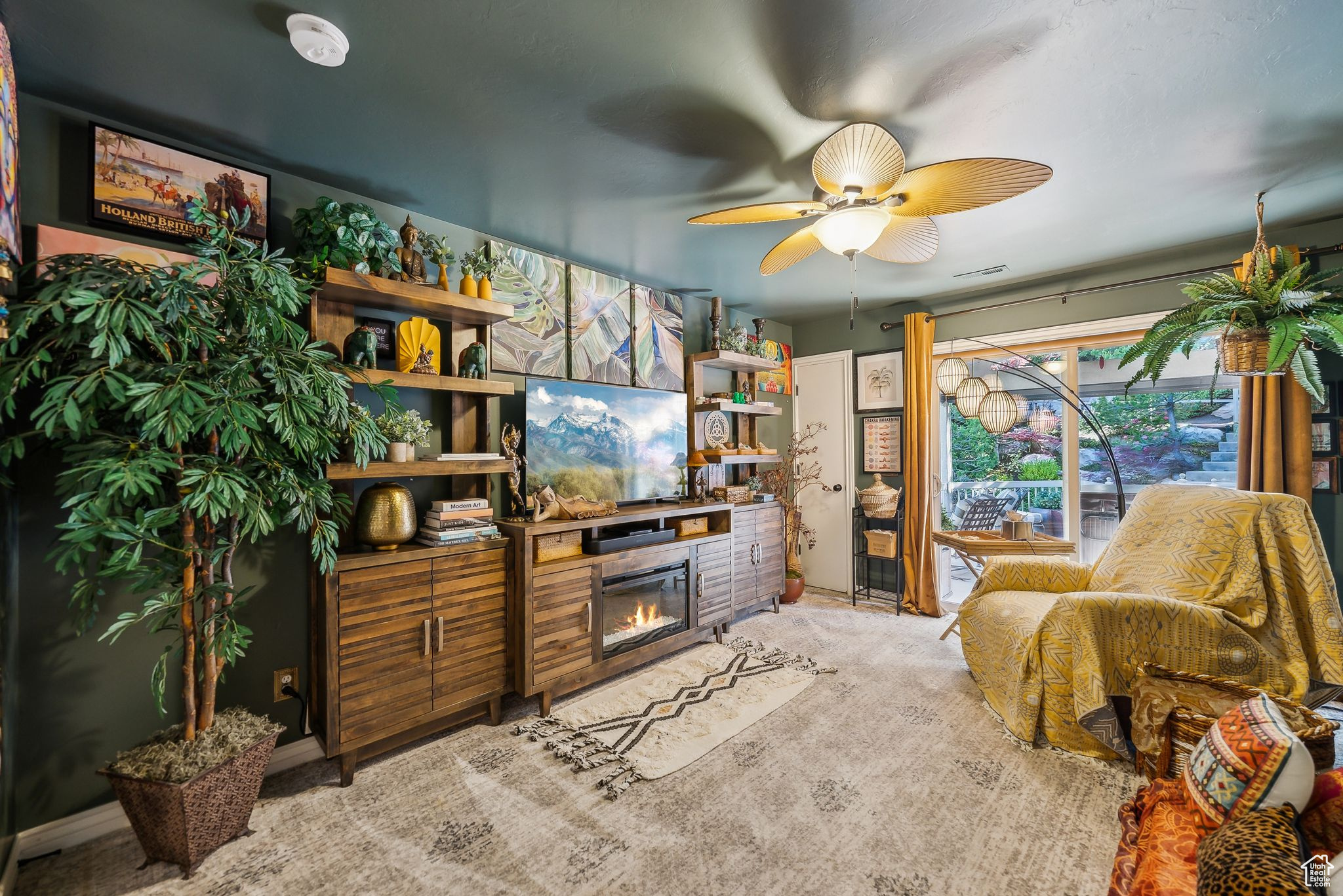 3173 E OLD MILL CIR
