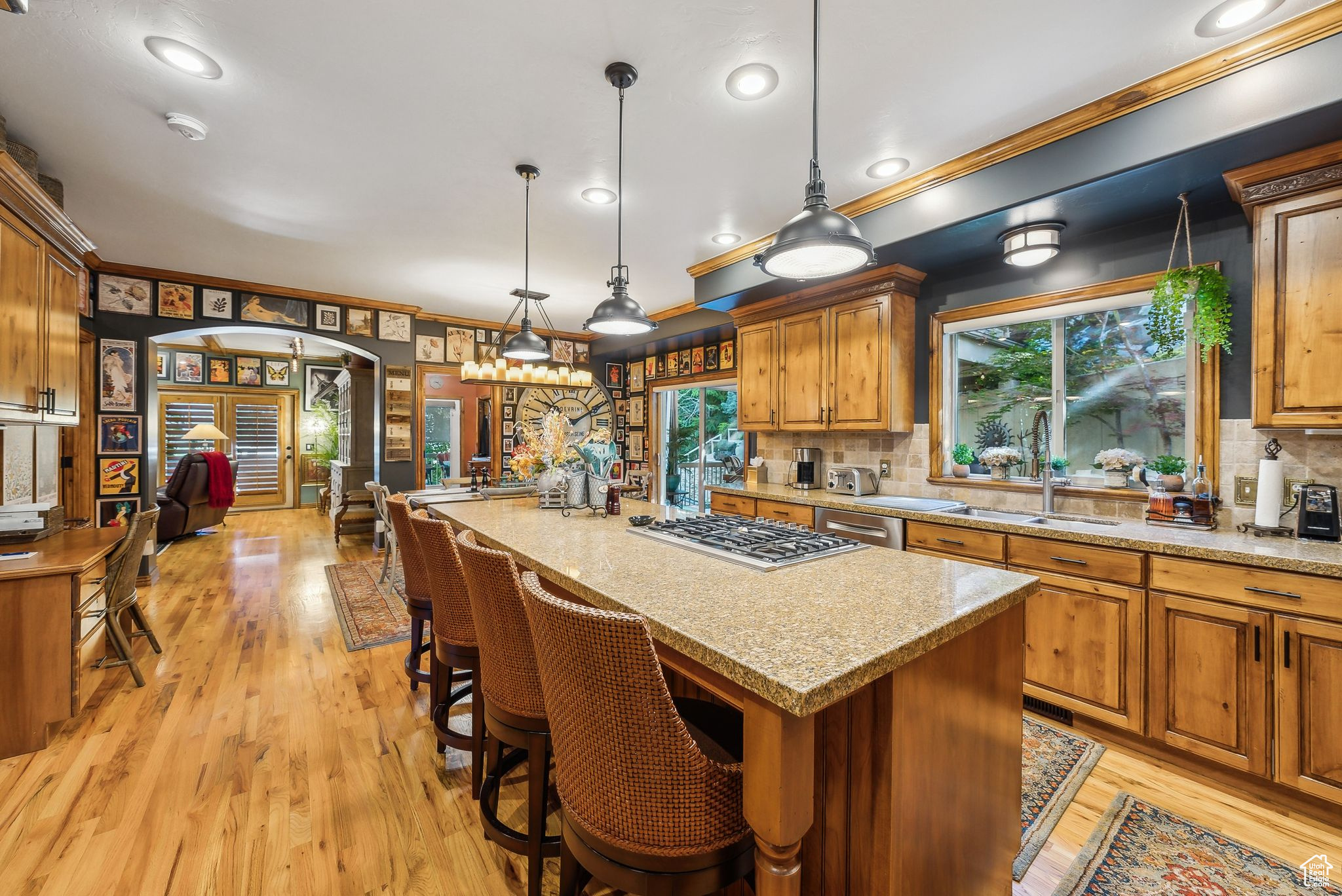 3173 E OLD MILL CIR