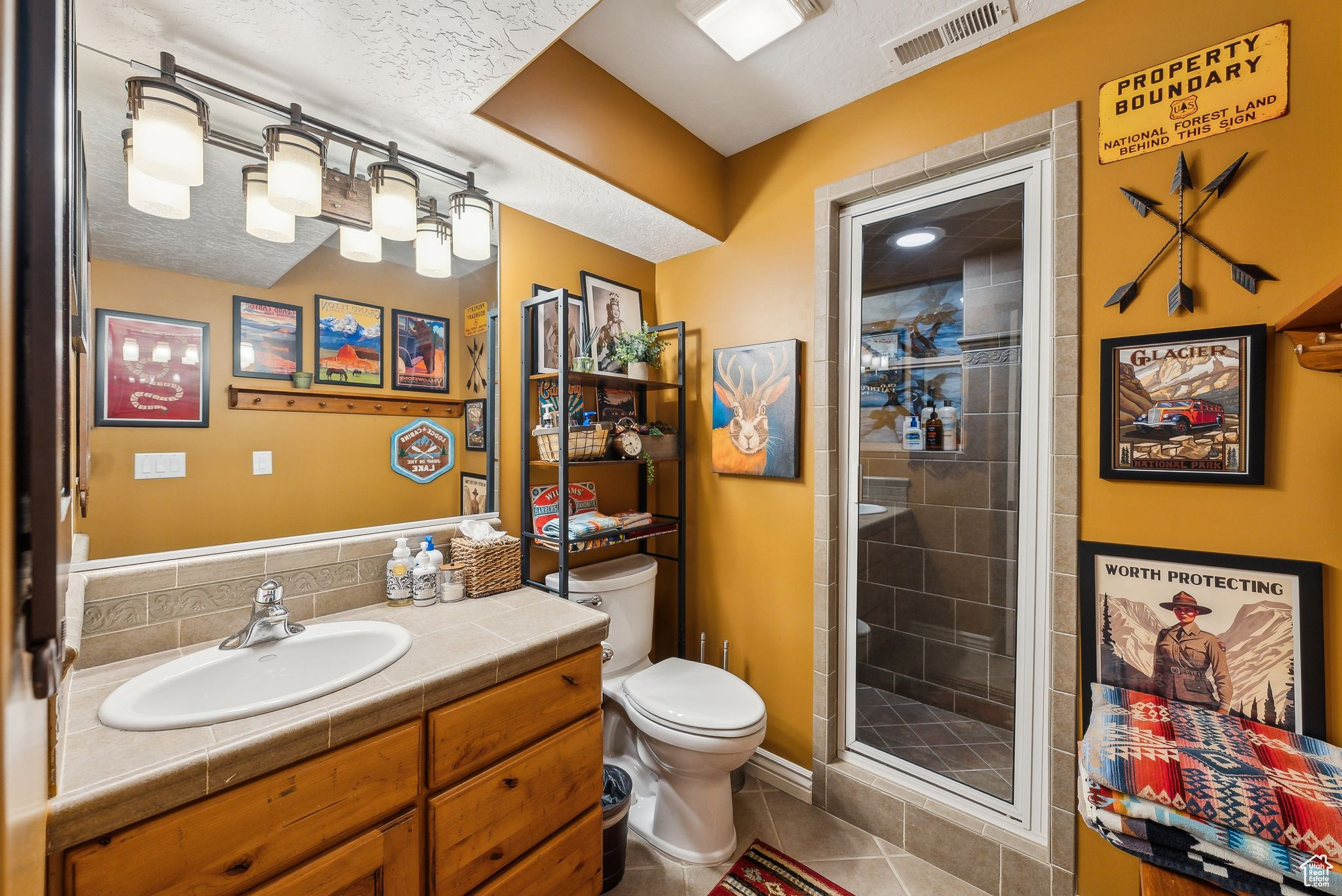3173 E OLD MILL CIR