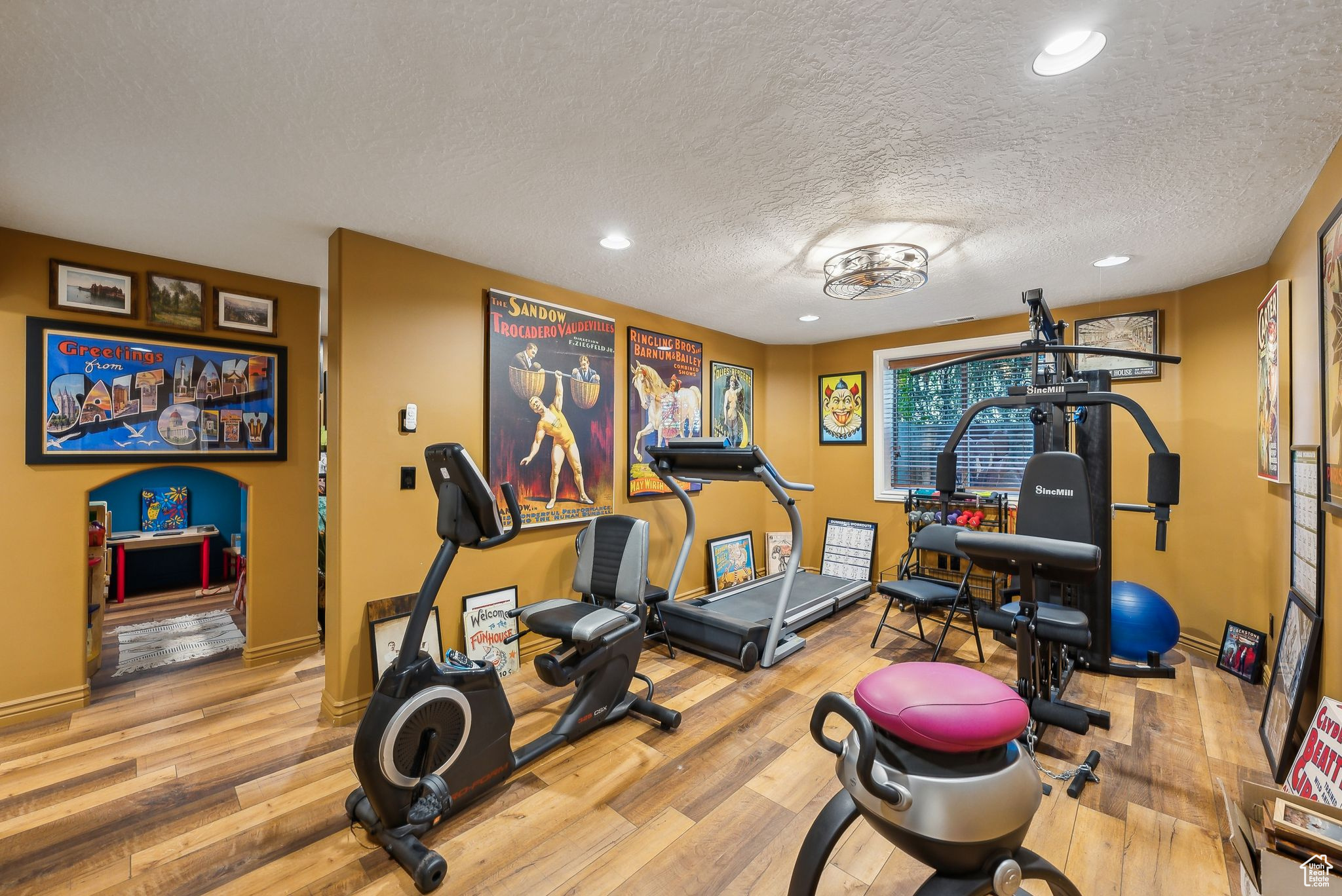 3173 E OLD MILL CIR