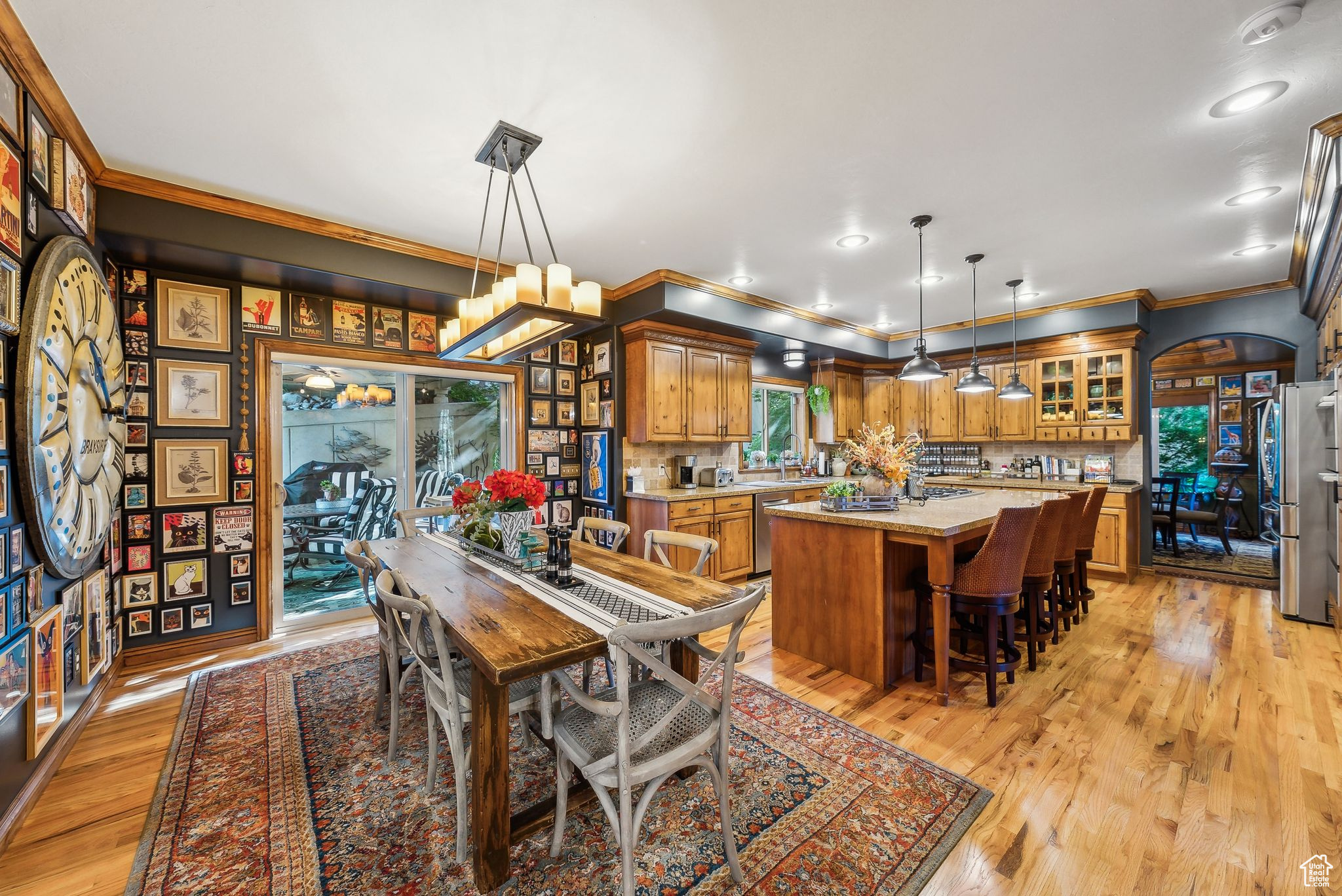 3173 E OLD MILL CIR