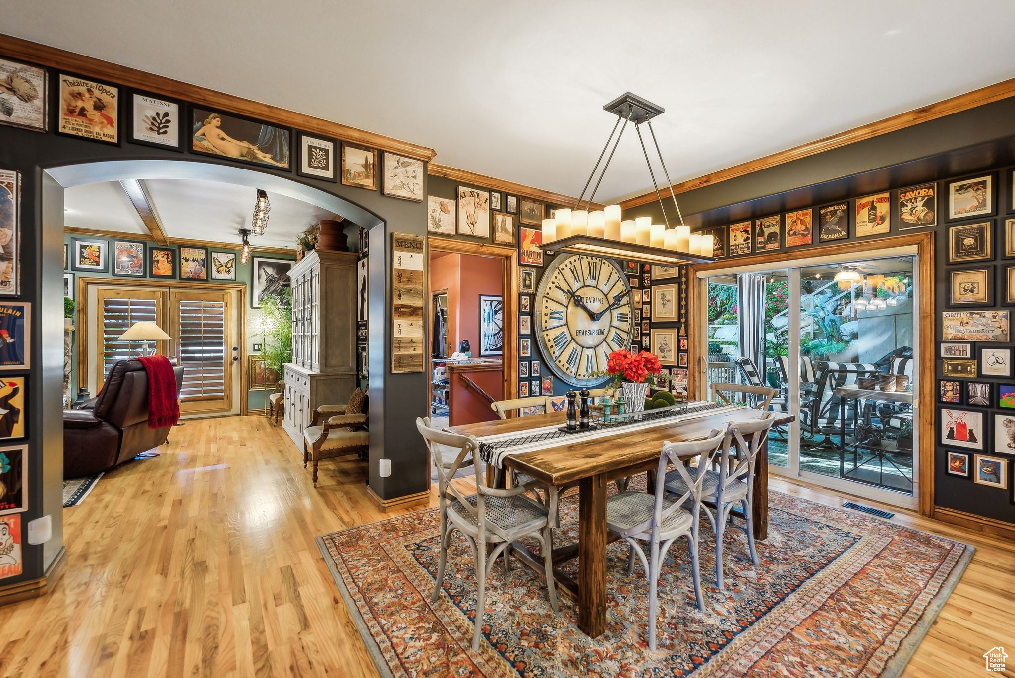 3173 E OLD MILL CIR