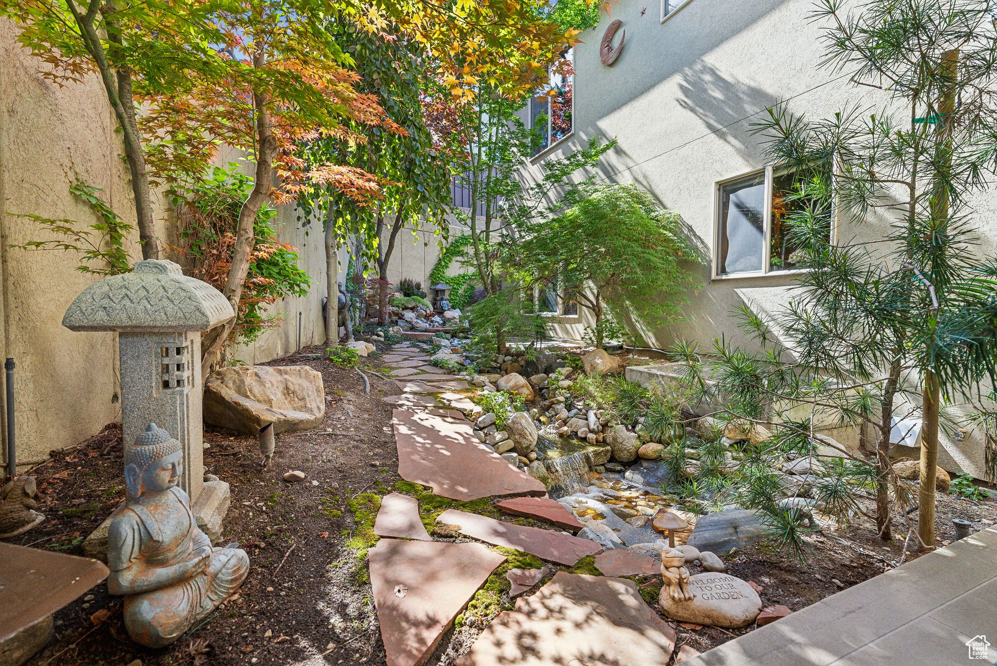 3173 E OLD MILL CIR