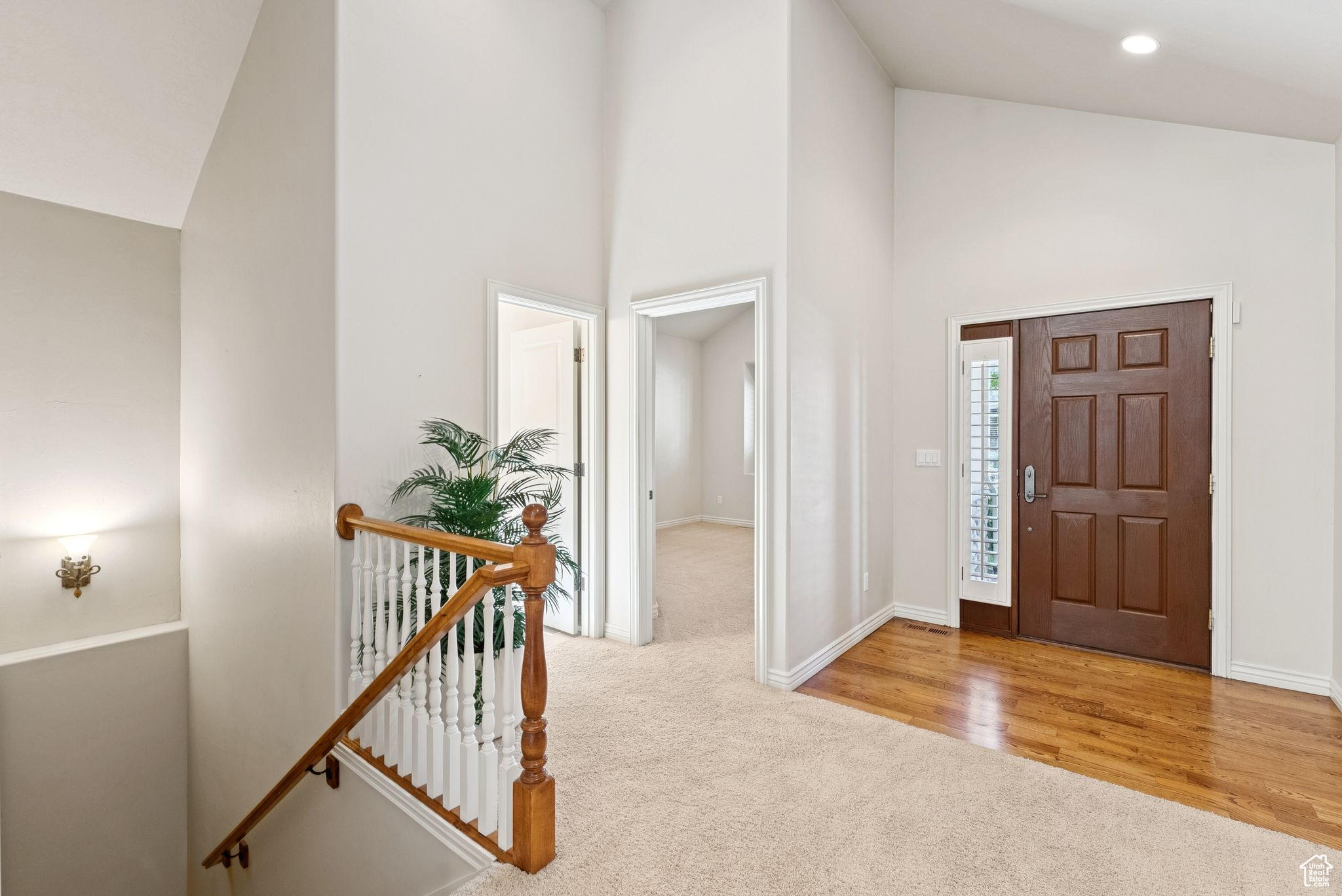 1369 E FARM HILL DR
