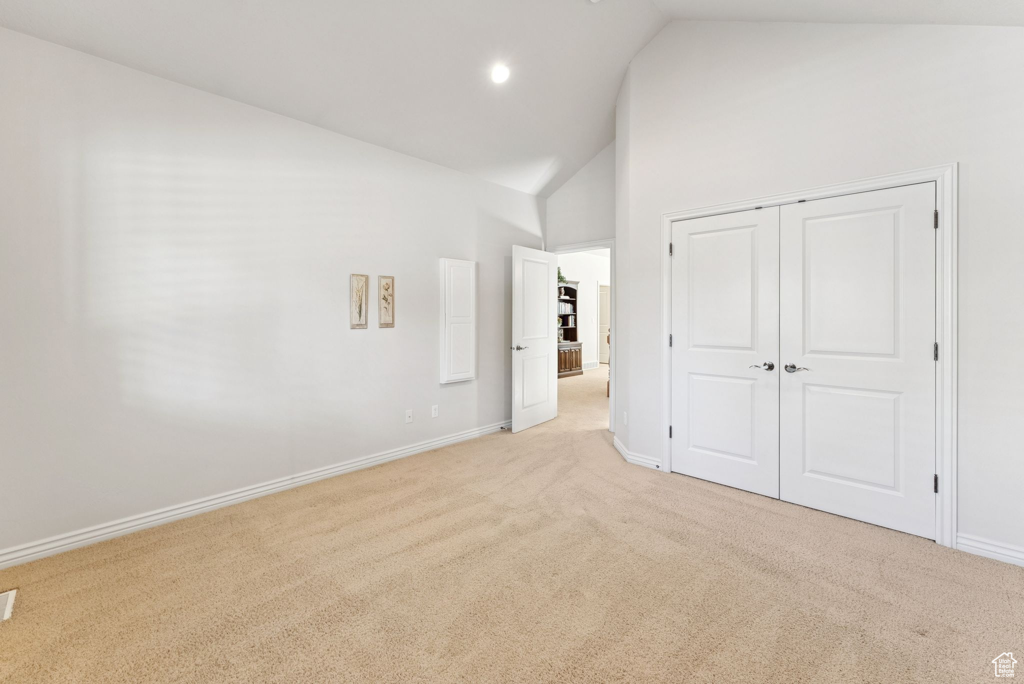 1369 E FARM HILL DR