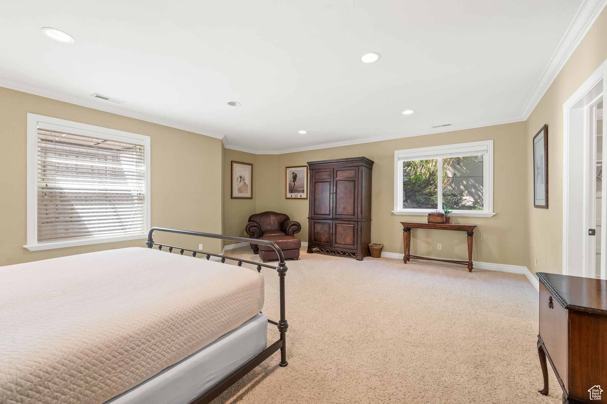 364 N TANNER LN