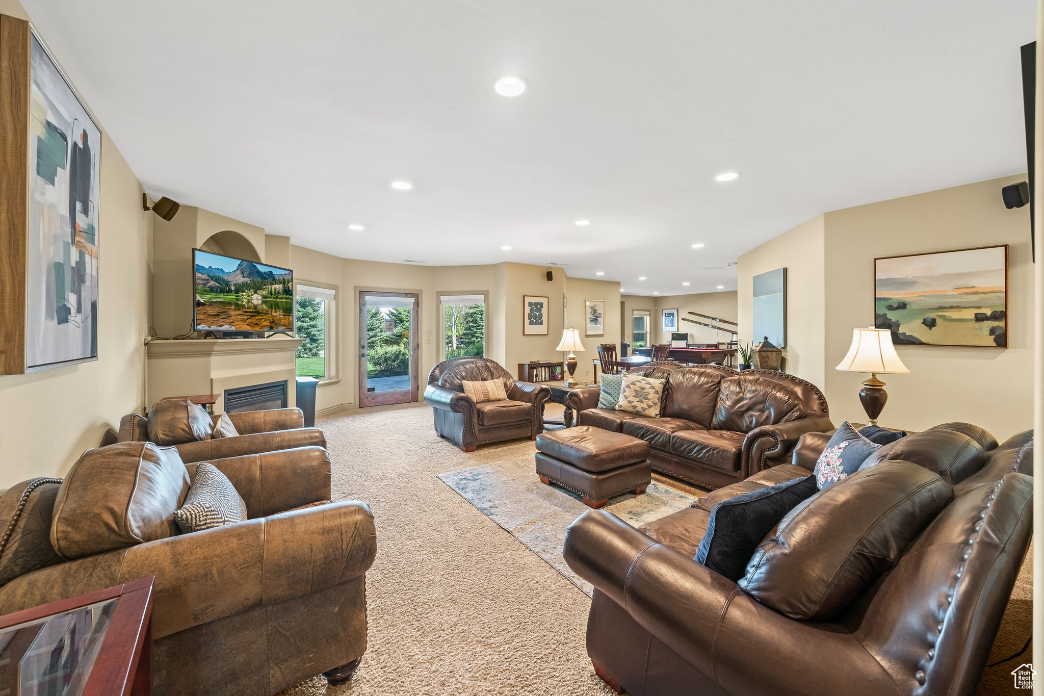 364 N TANNER LN