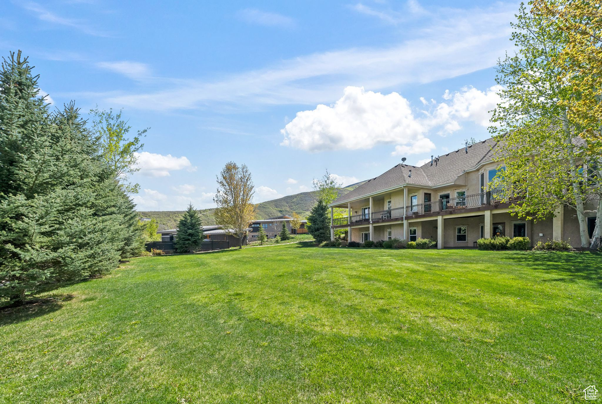 364 N TANNER LN