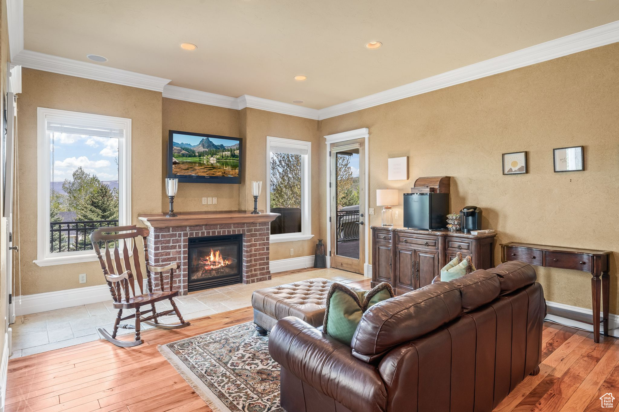 364 N TANNER LN