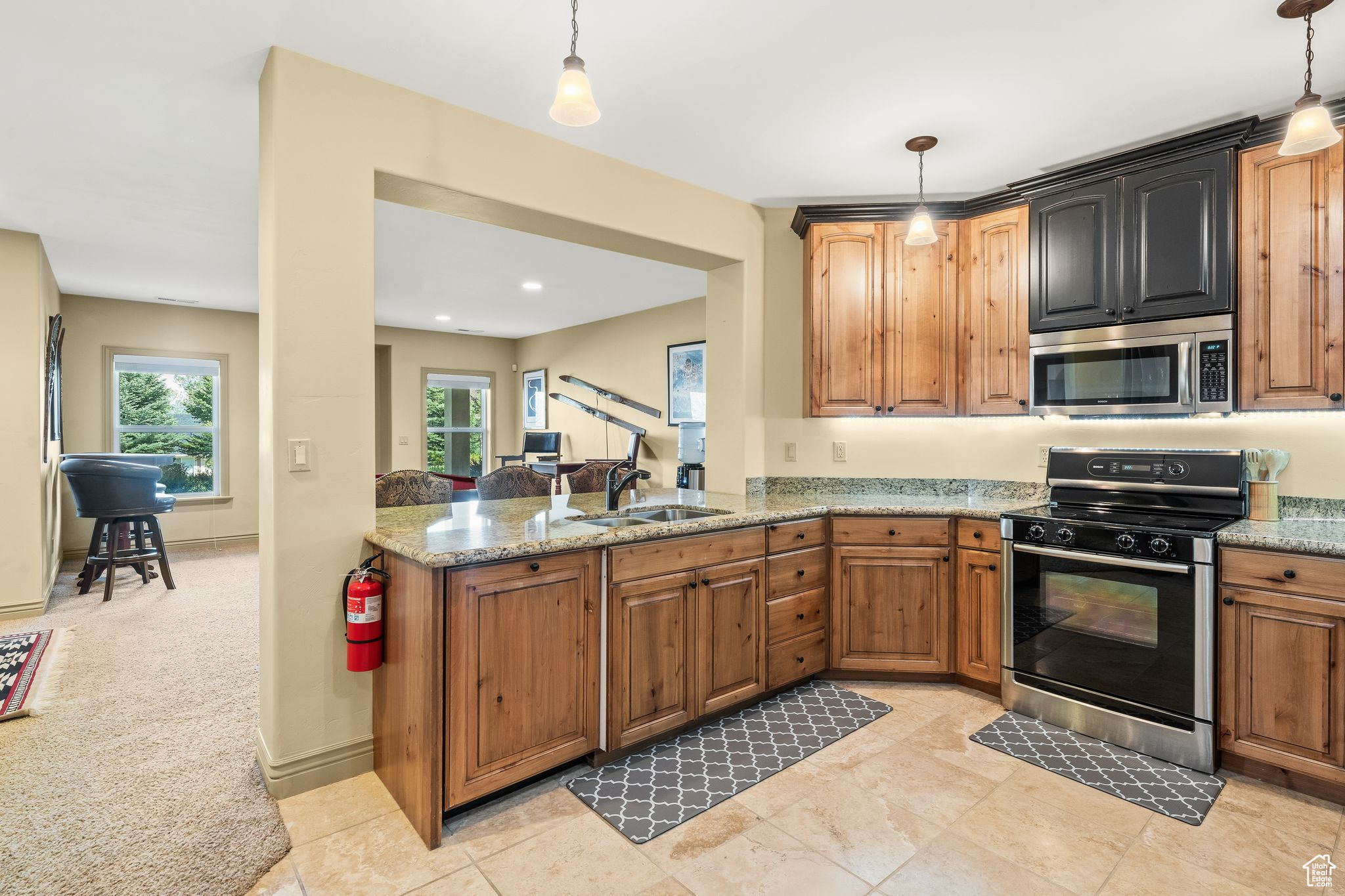 364 N TANNER LN