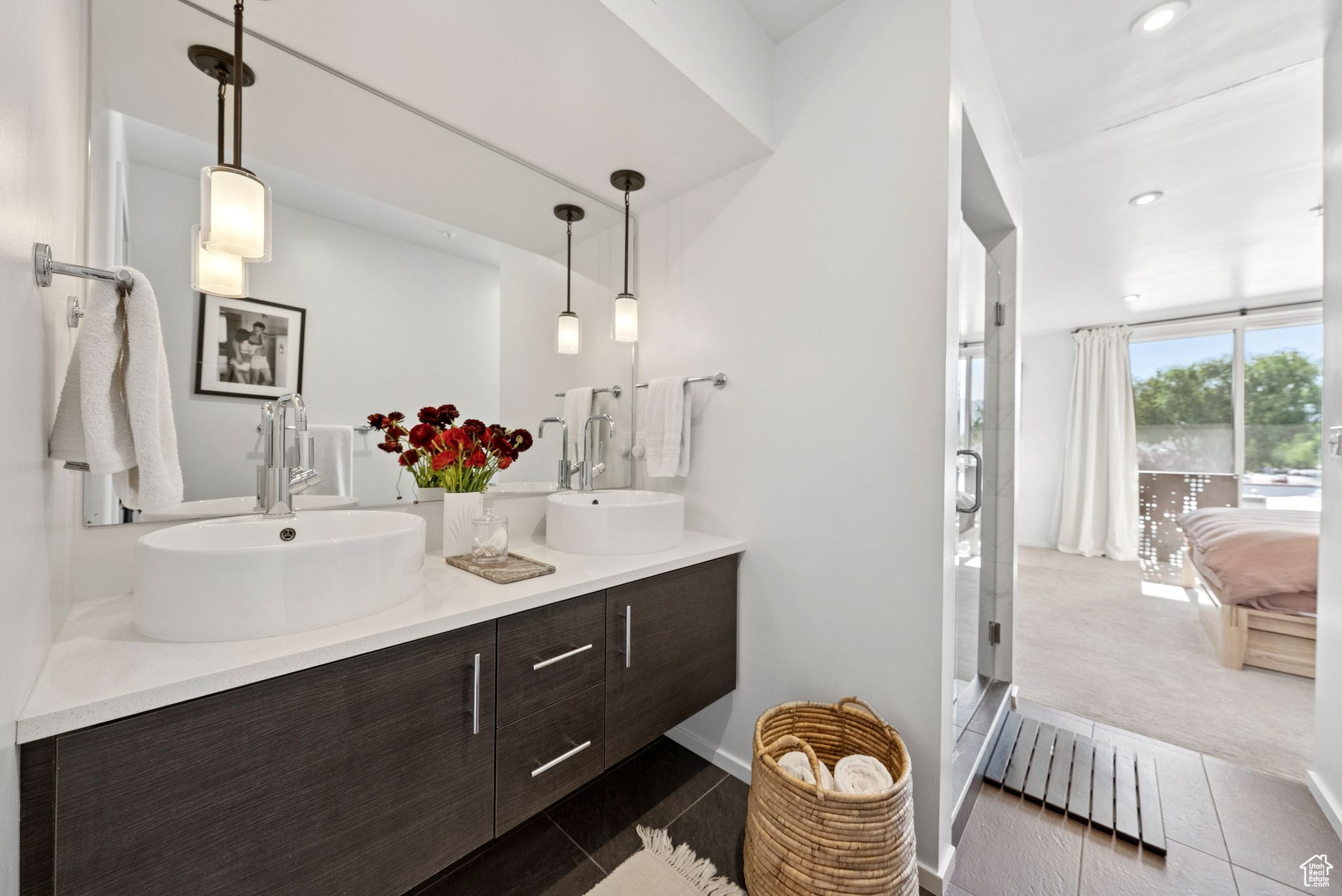 15 E KENSINGTON AVE #T