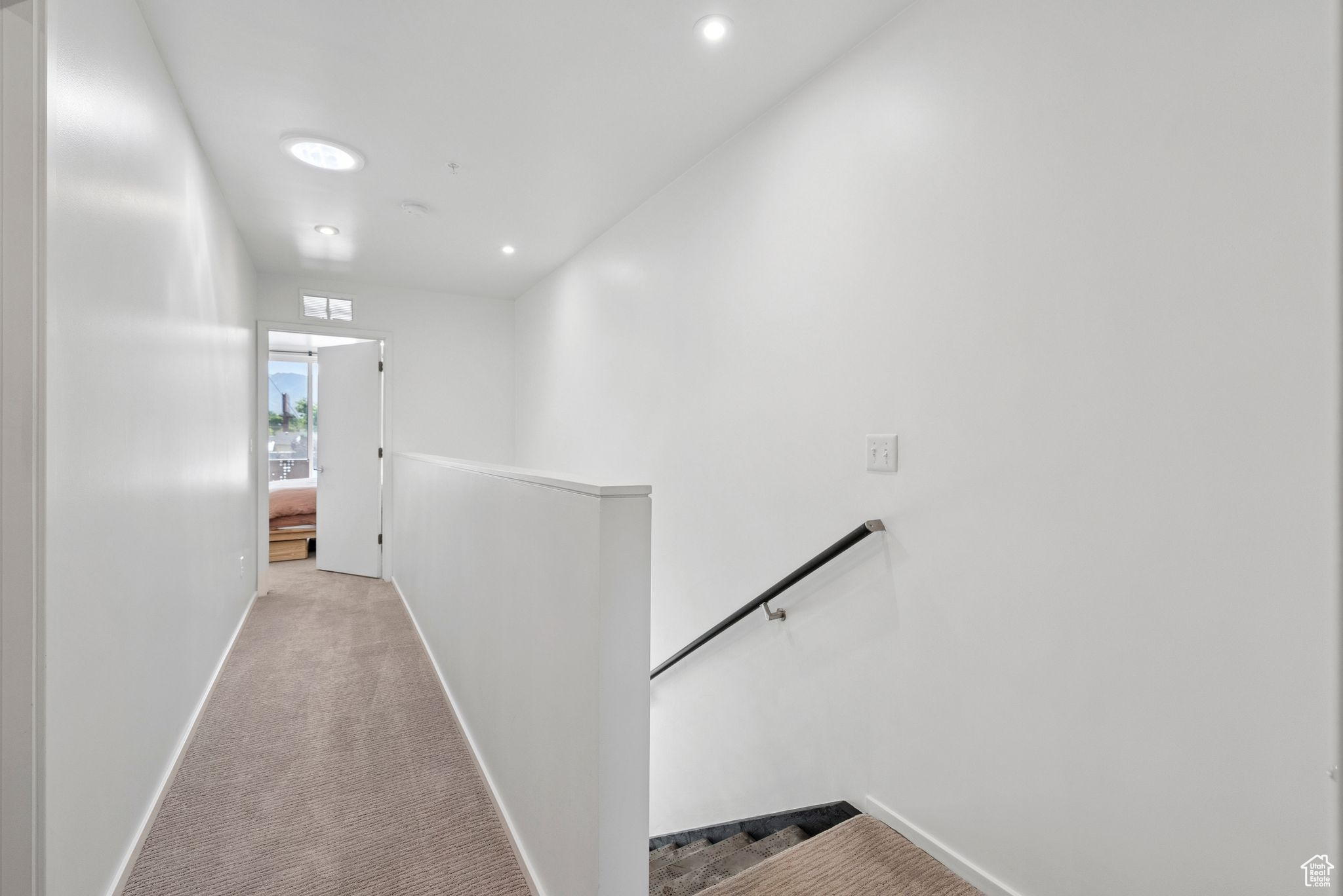 15 E KENSINGTON AVE #T