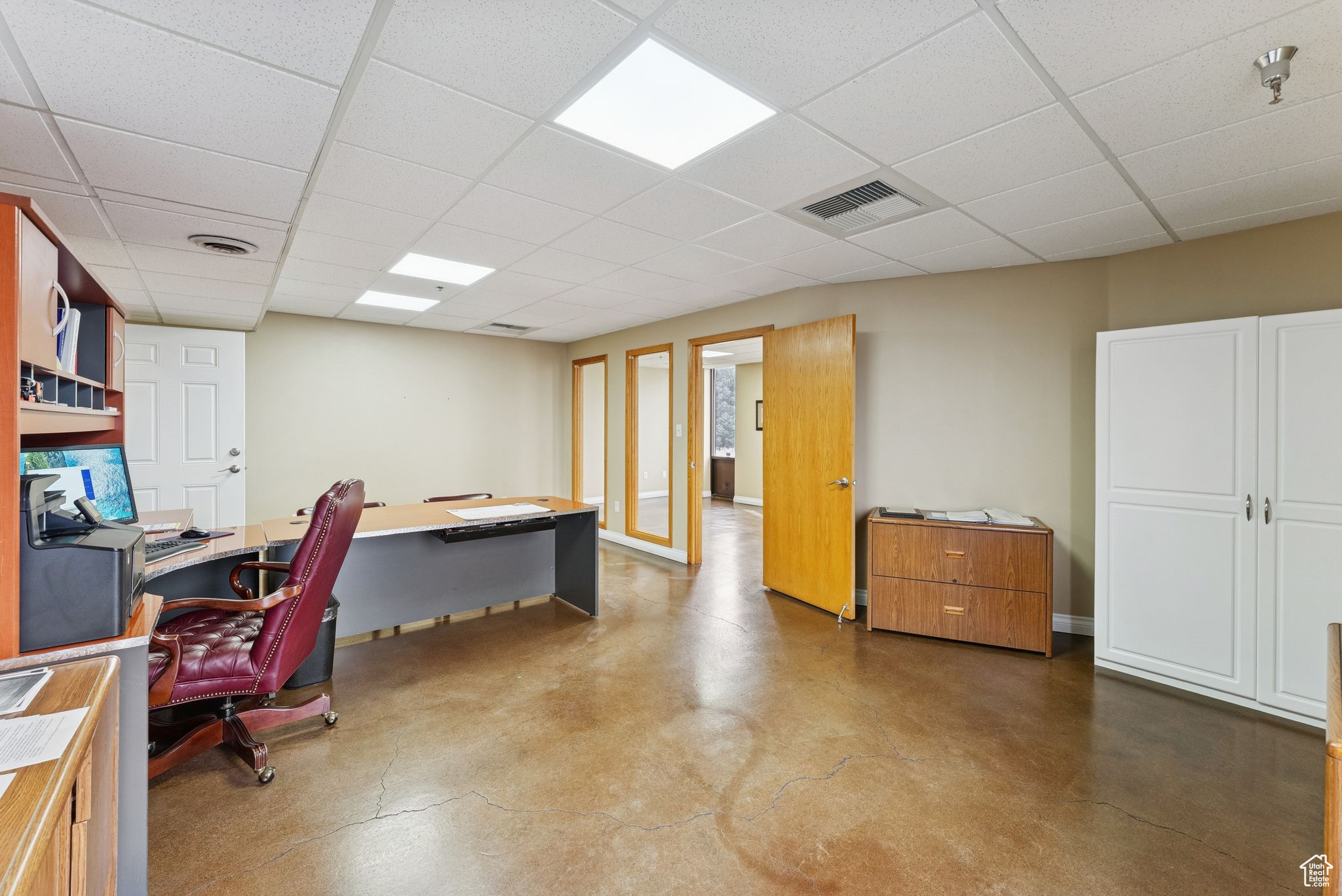 224 W COTTAGE AVE