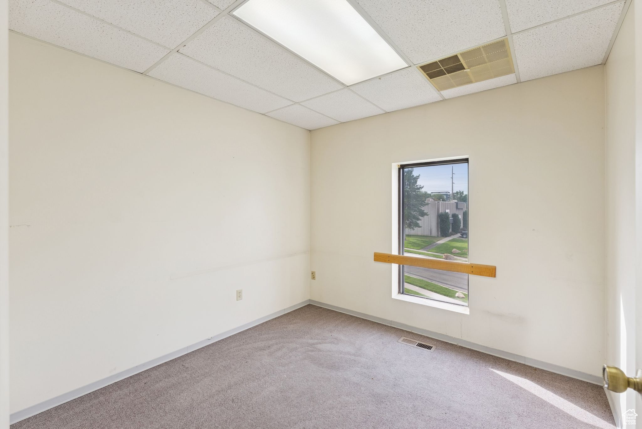 224 W COTTAGE AVE
