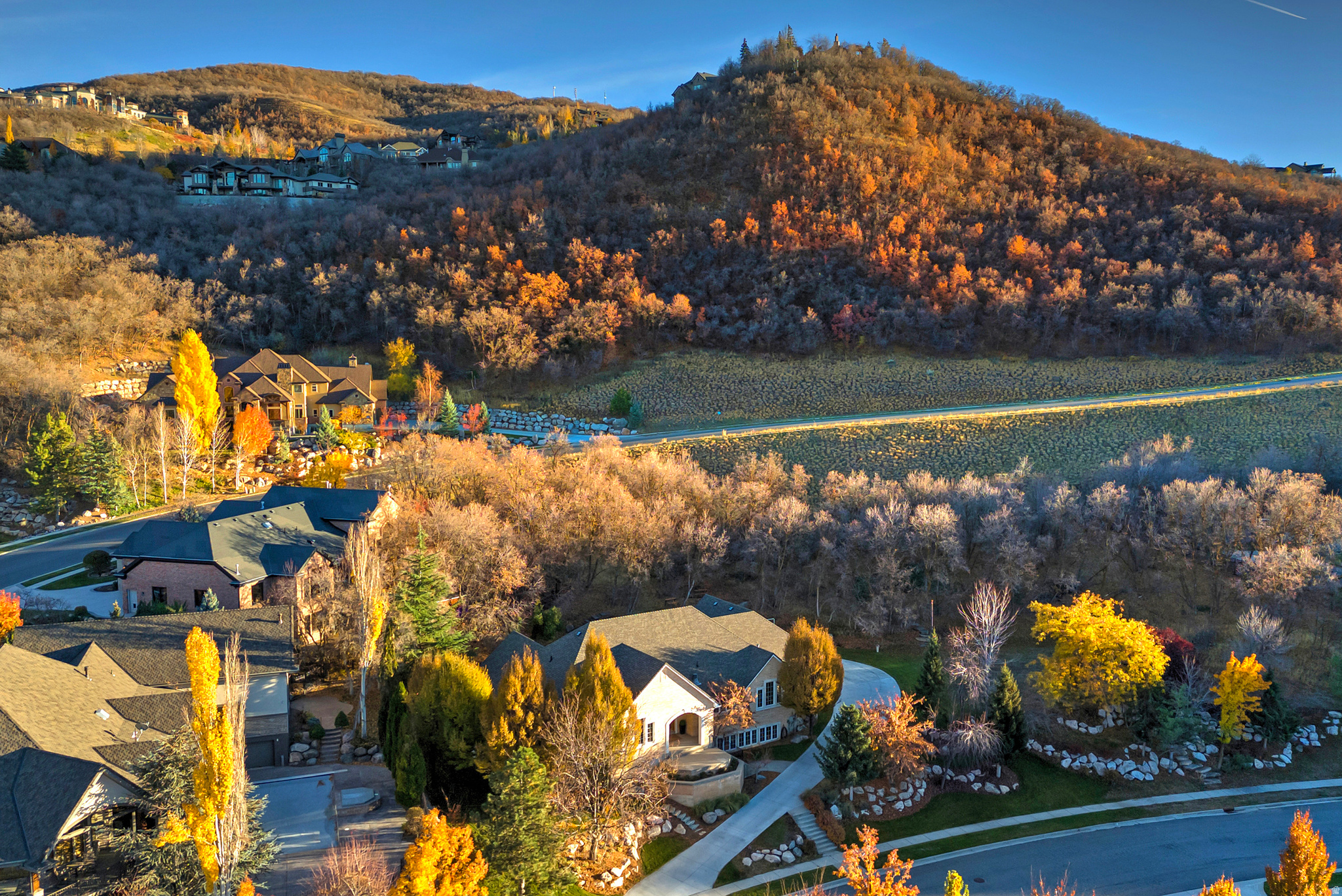 302 SUMMERMEADOW CIR