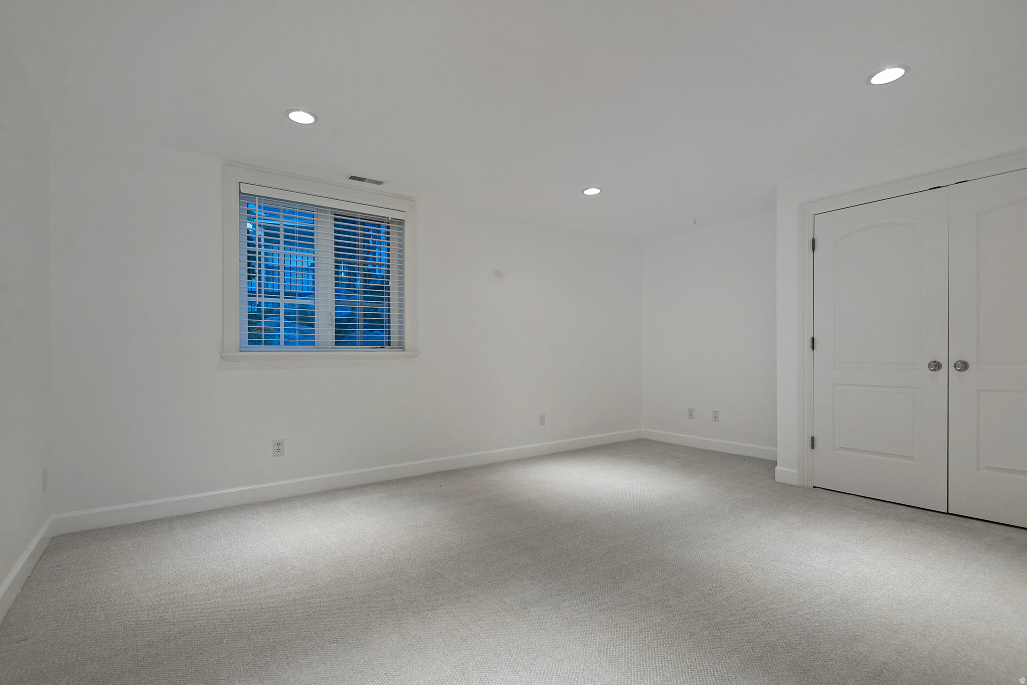 302 SUMMERMEADOW CIR