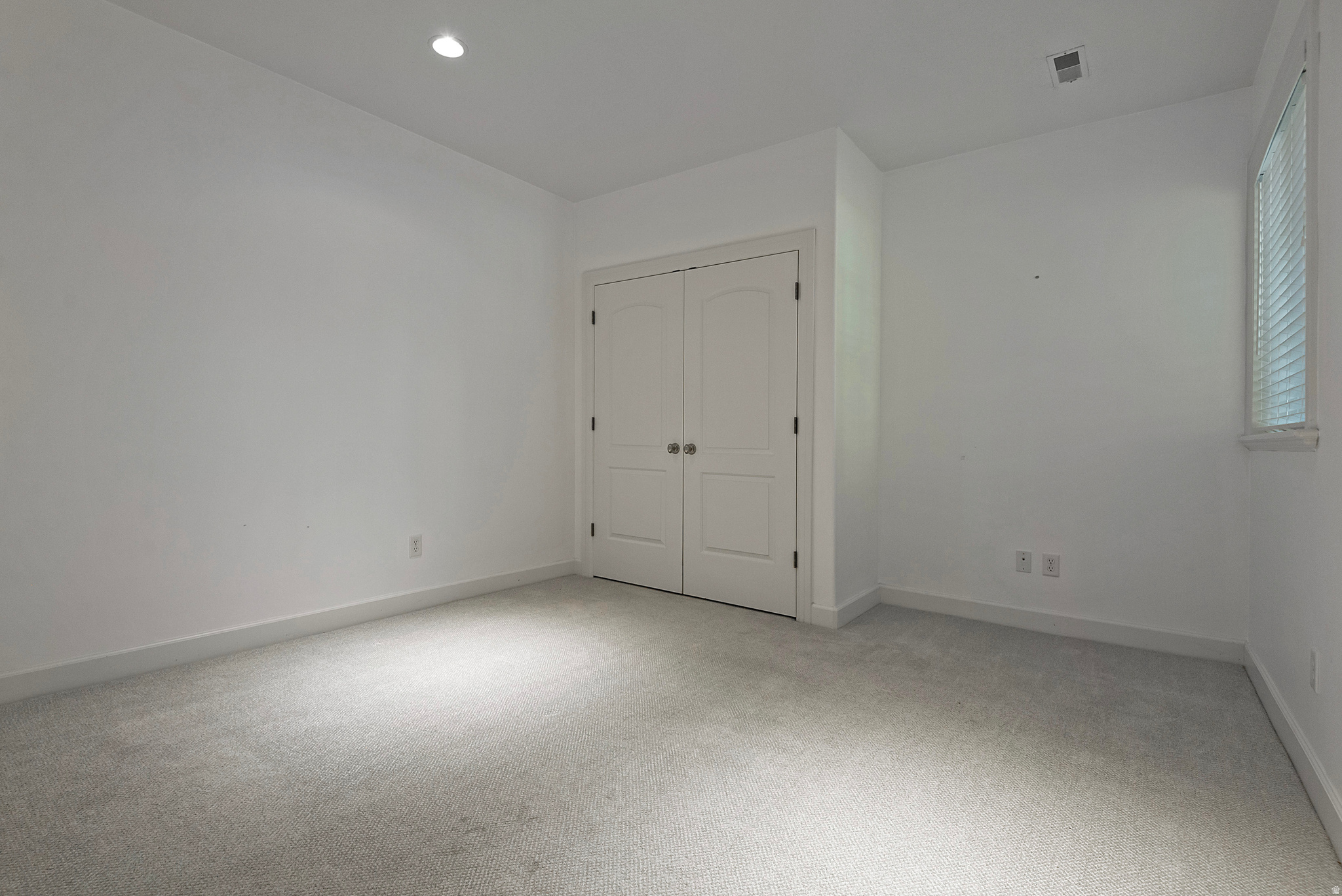 302 SUMMERMEADOW CIR
