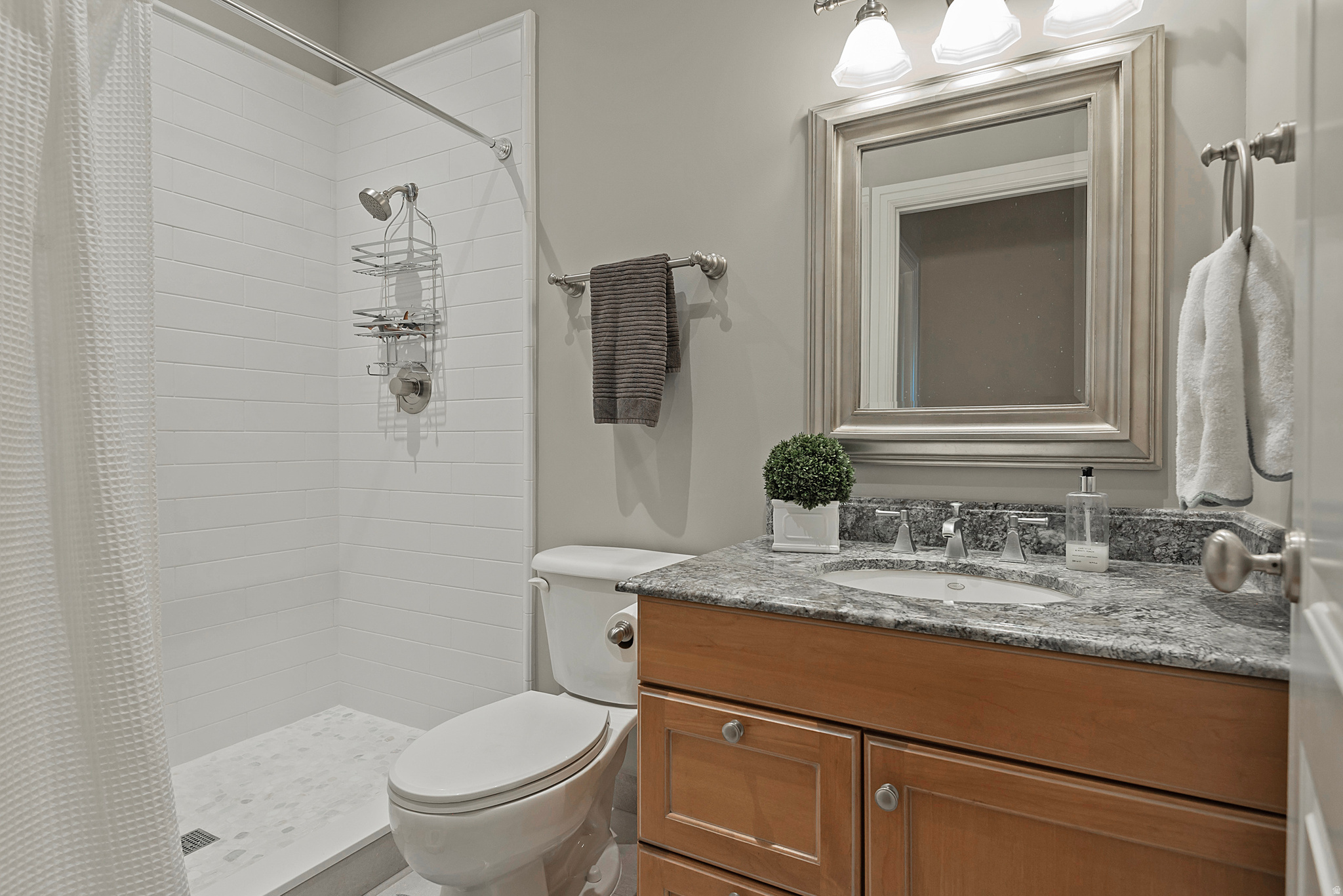 302 SUMMERMEADOW CIR