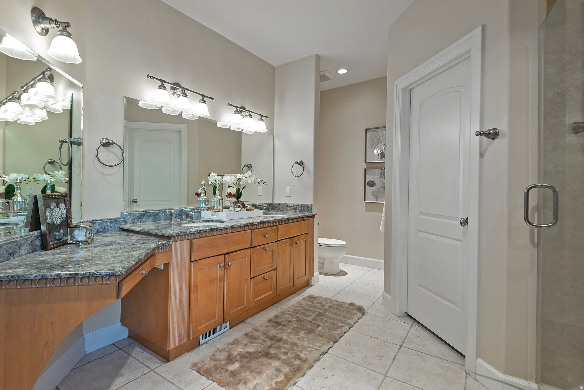 302 SUMMERMEADOW CIR