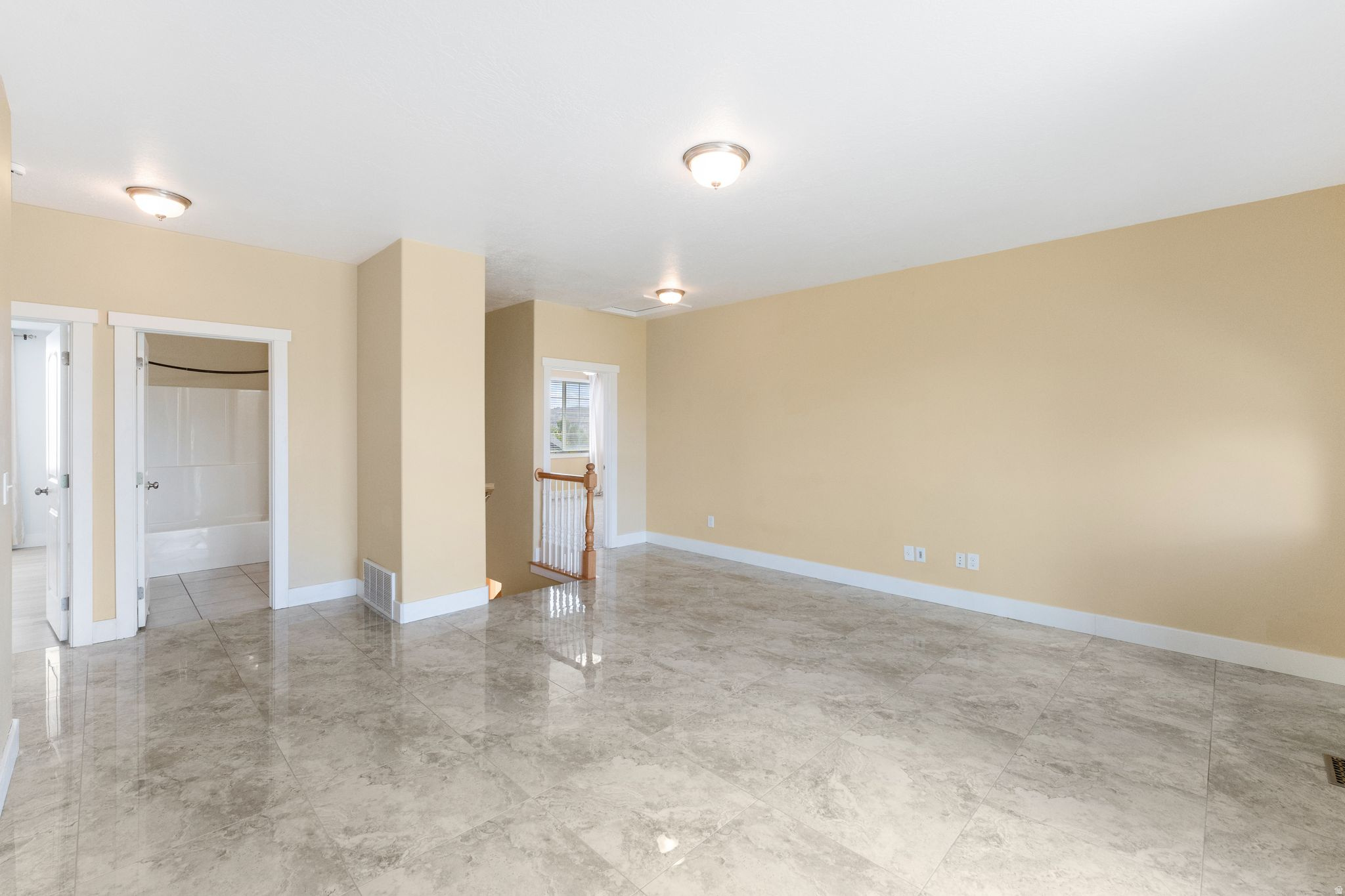 2886 N DESERT FOREST LN