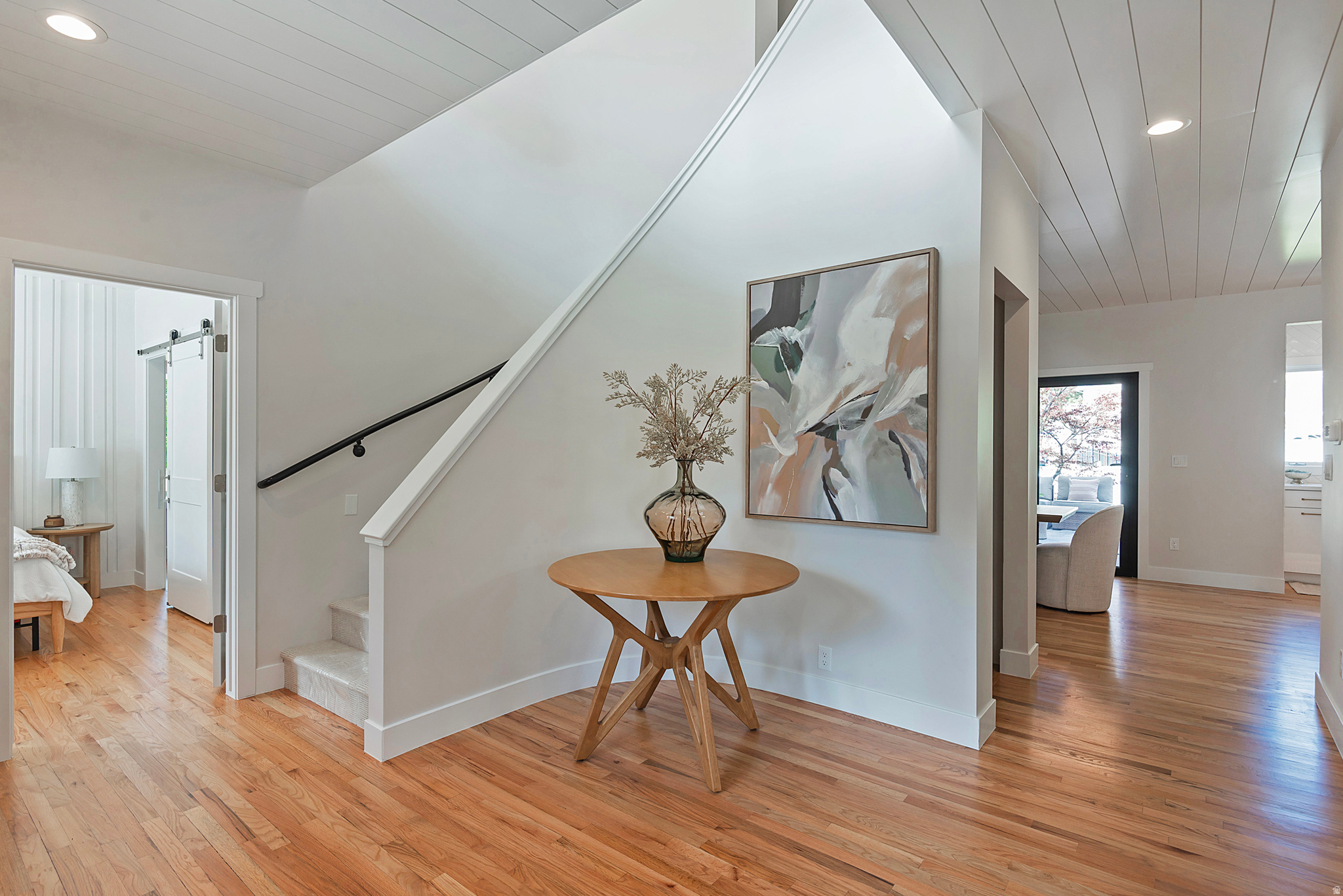 16 E GATEHOUSE LN