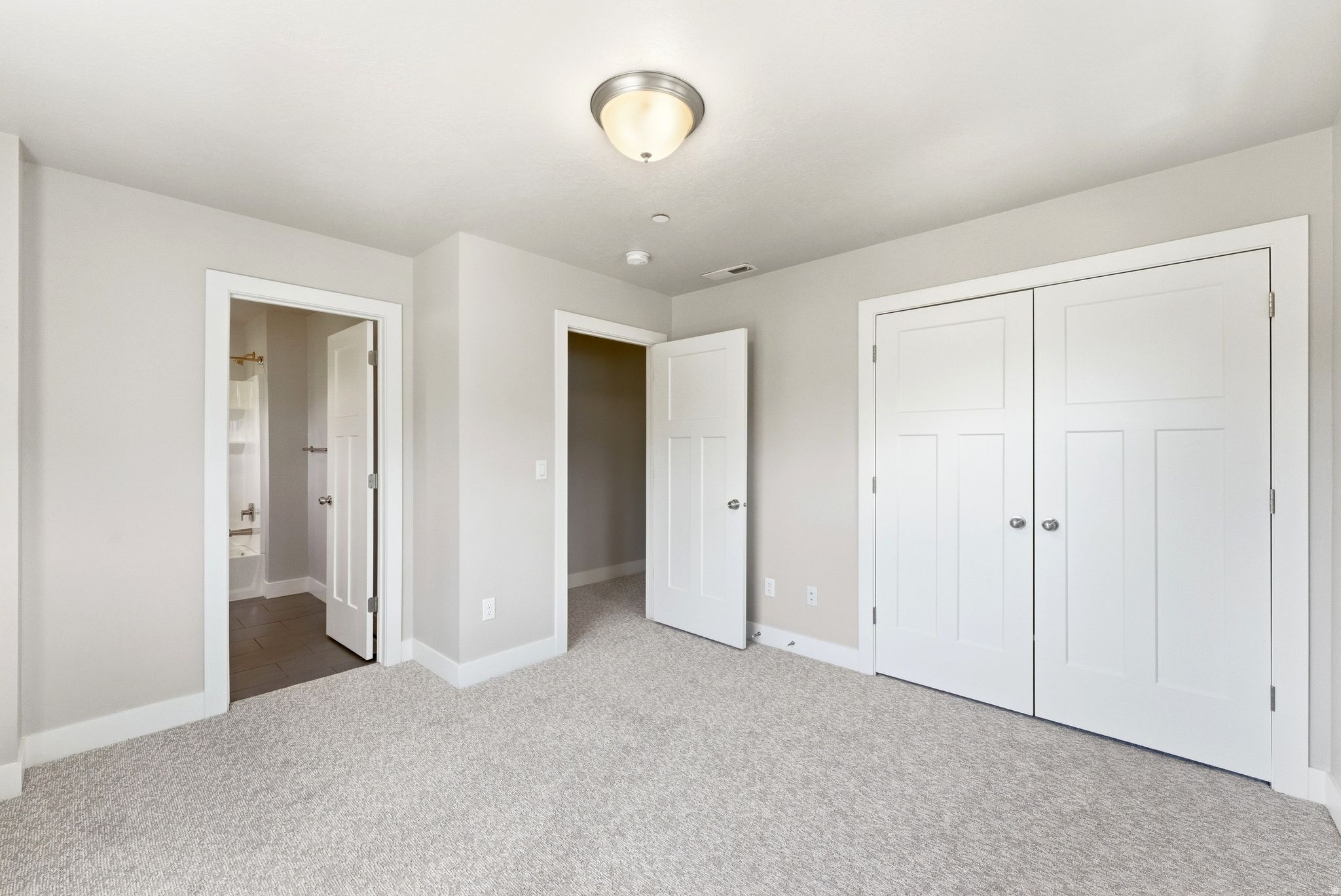 78 E GOLDEN PRIVET DR