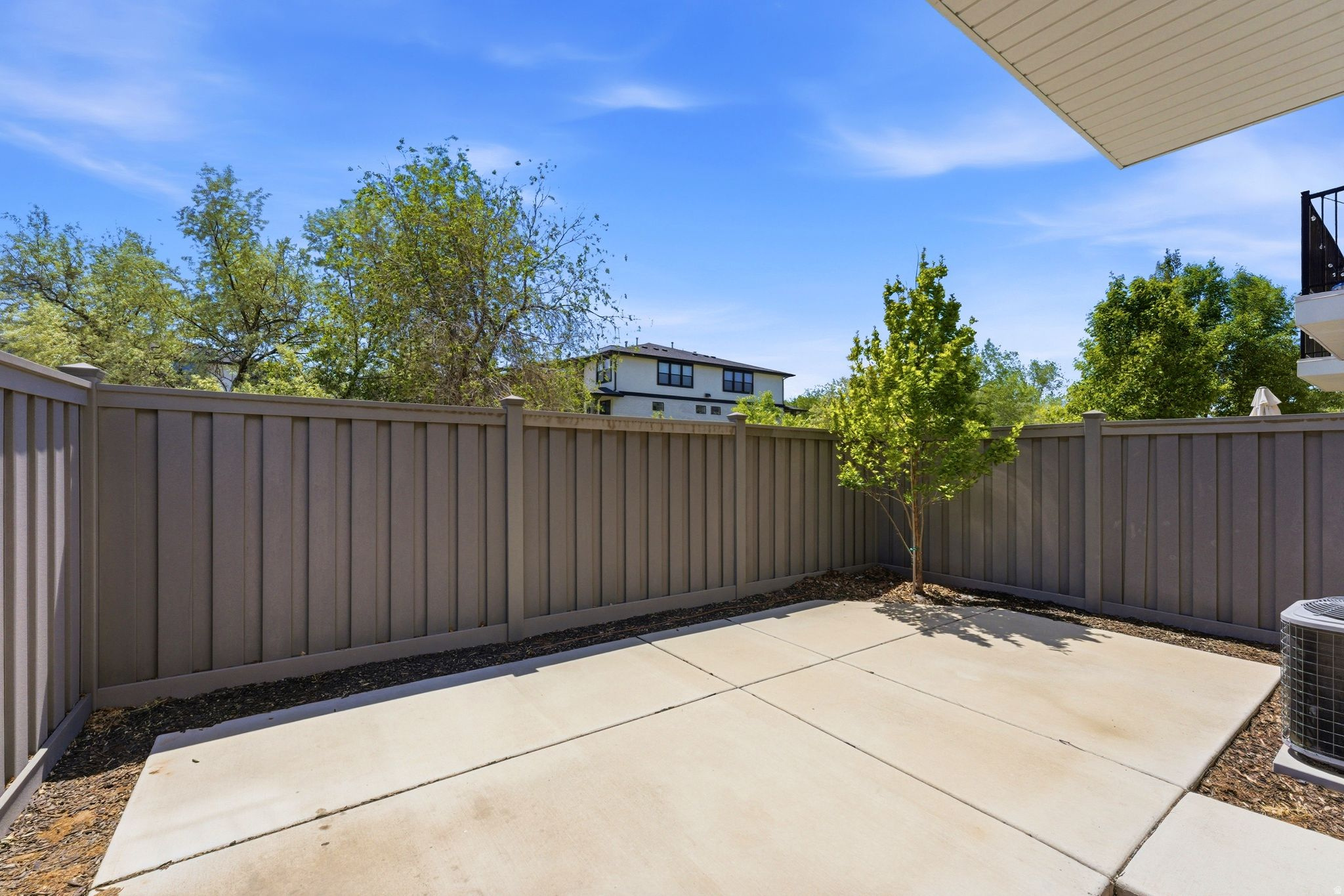 78 E GOLDEN PRIVET DR