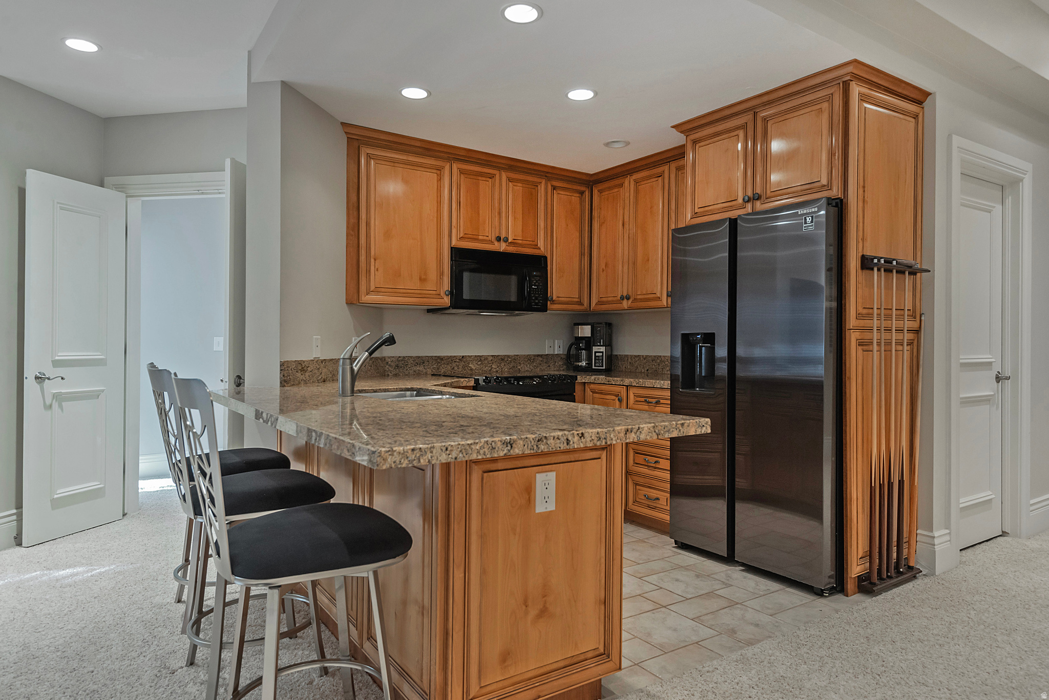 3222 E EAGLE VIEW CIR