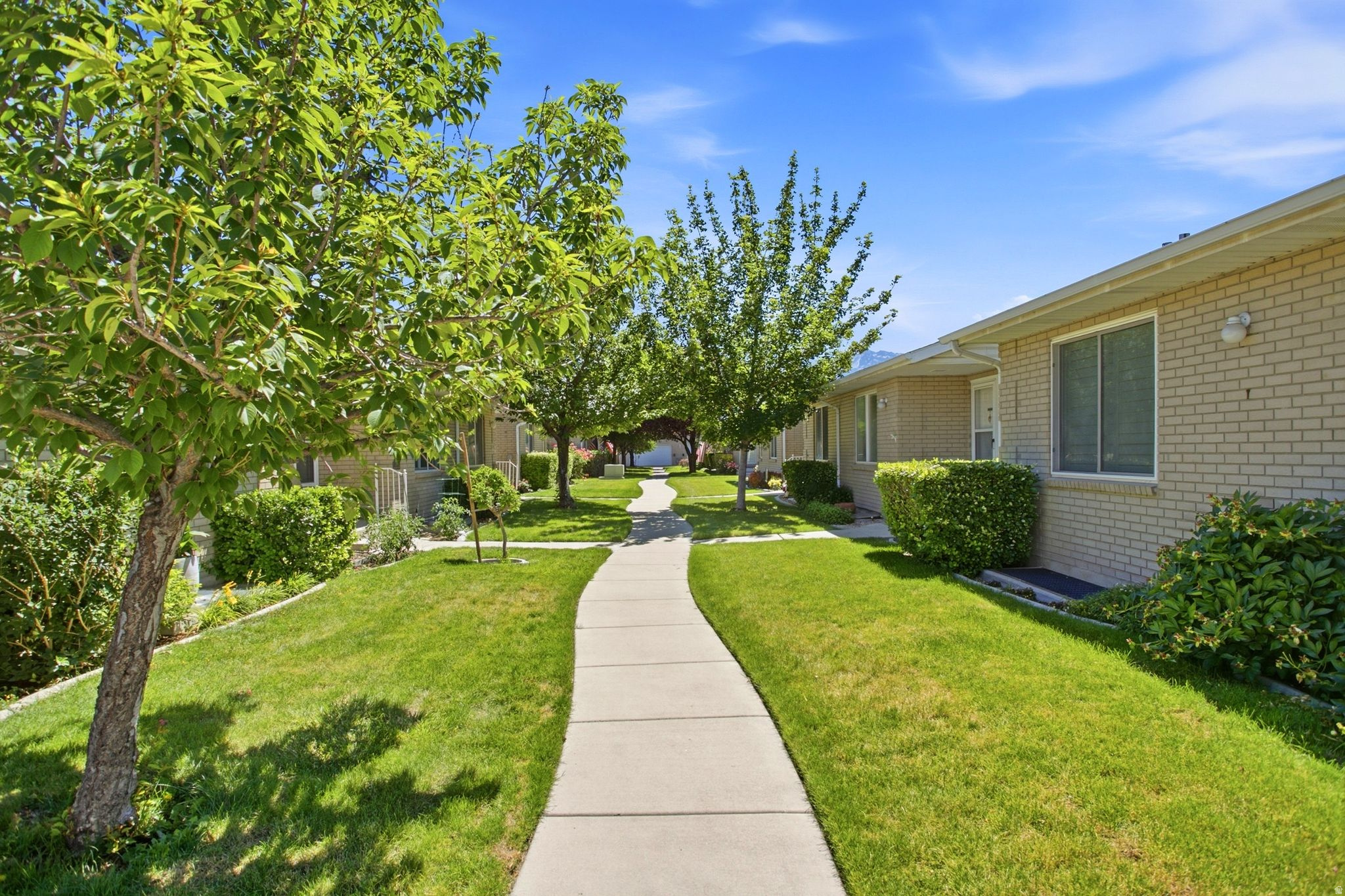 10157 CORNERSTONE DR #120
