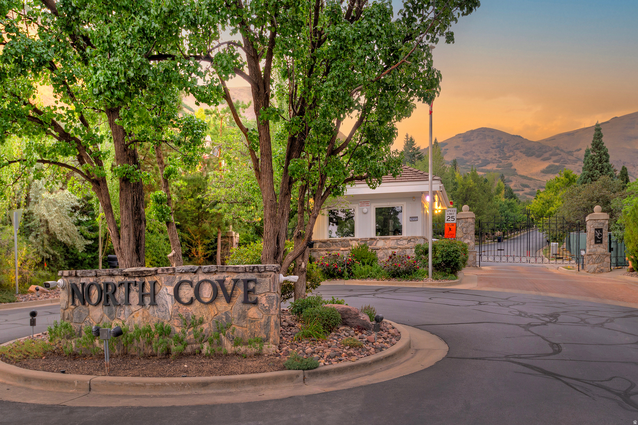 350 E CAPITOL OAKS LN